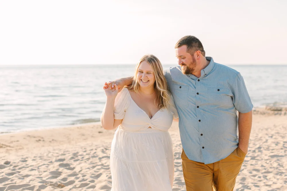 Lake Michigan Engagement Session | Light and Airy Timeless Wedding Photography
