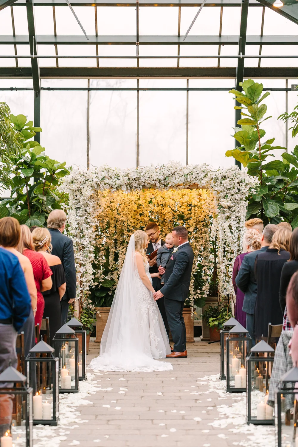 Fall Wedding at Planterra Conservatory | Modern, Timeless Wedding Photography in West Michigan | Laurenda Marie Photography