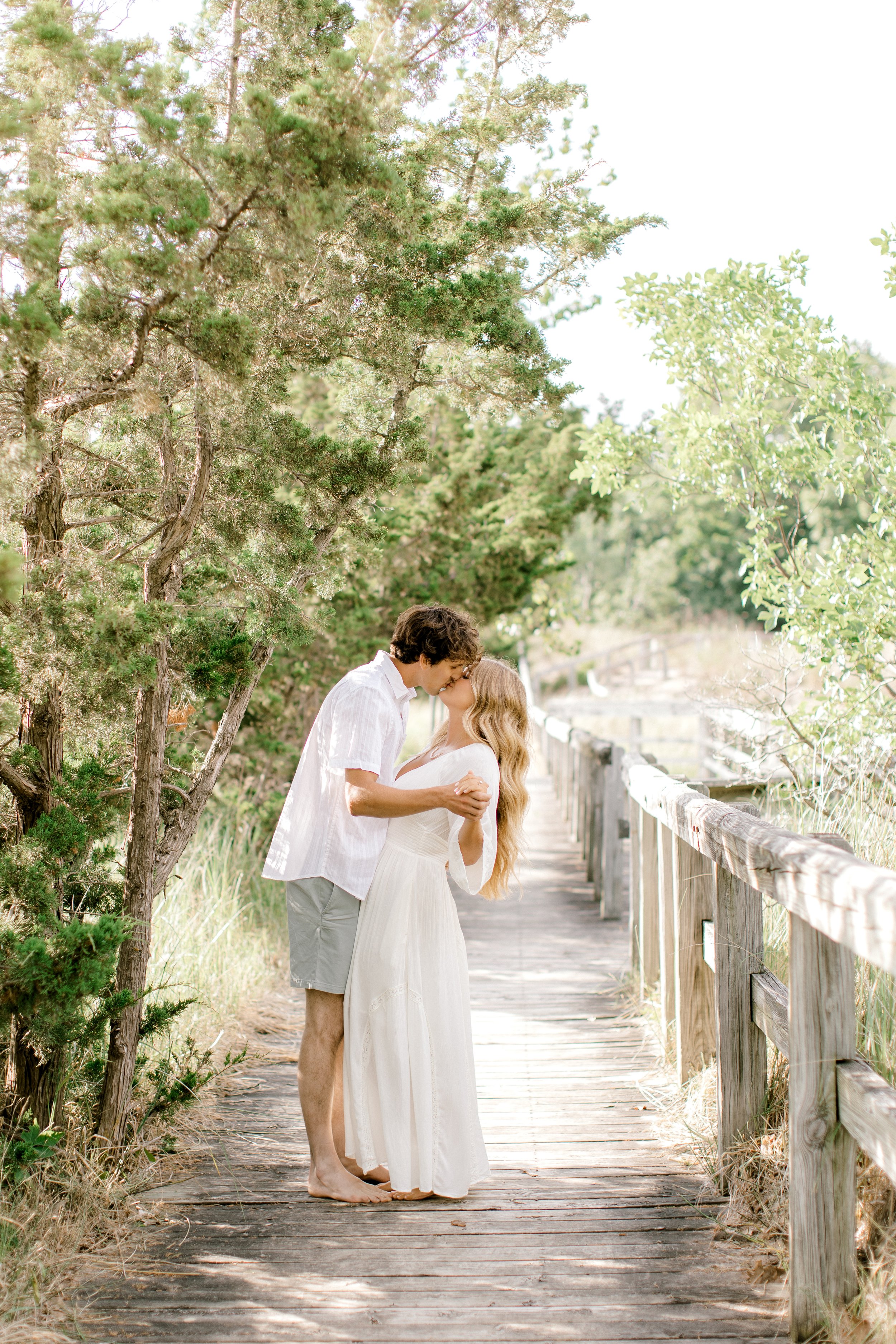Lake Michigan Engagement Session | Michigan Weddings | Laurenda Marie Photography