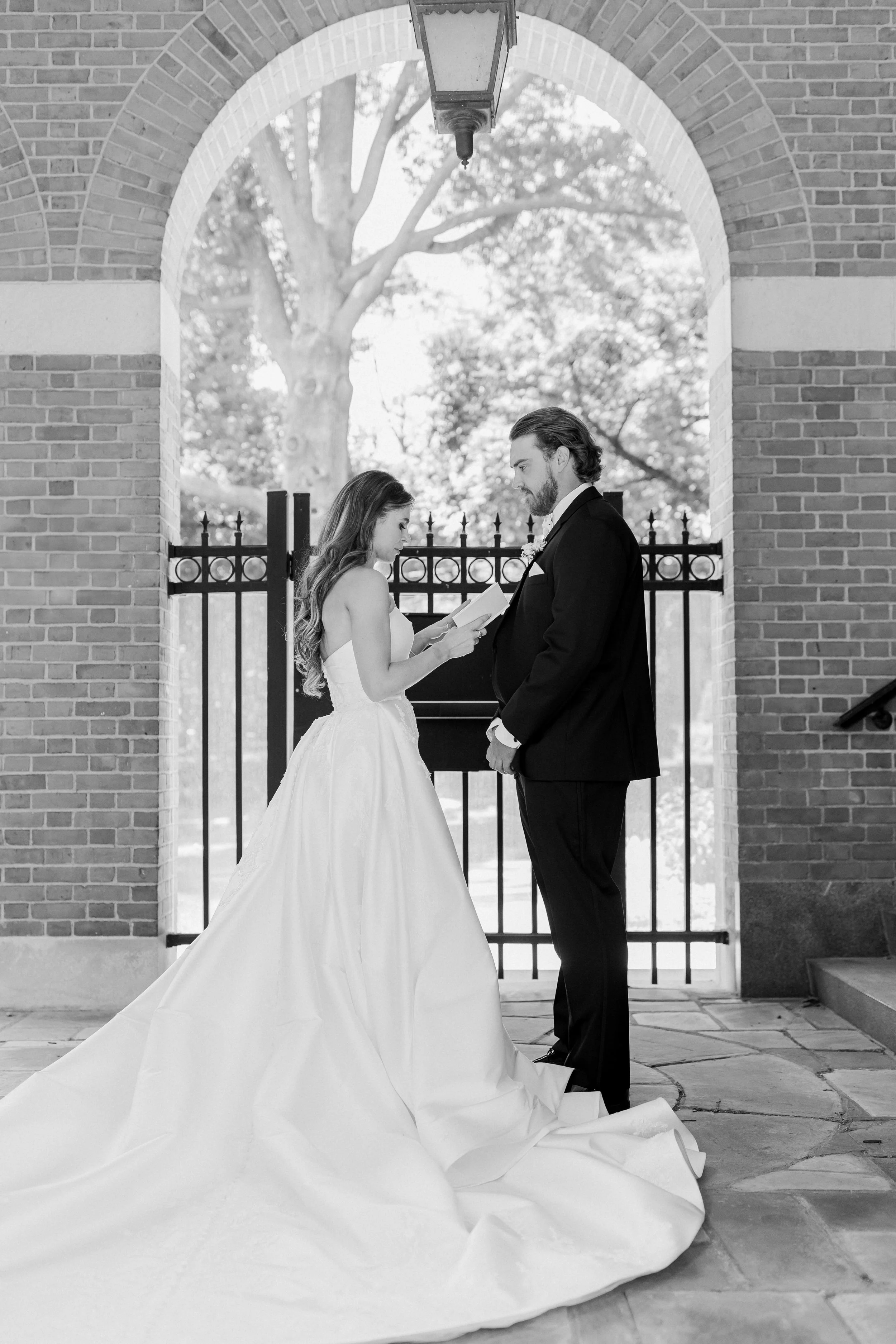 Cascade Hills Country Club Wedding | Grand Rapids, Michigan | Laurenda Marie Photography | Light and Airy, Timeless, Modern