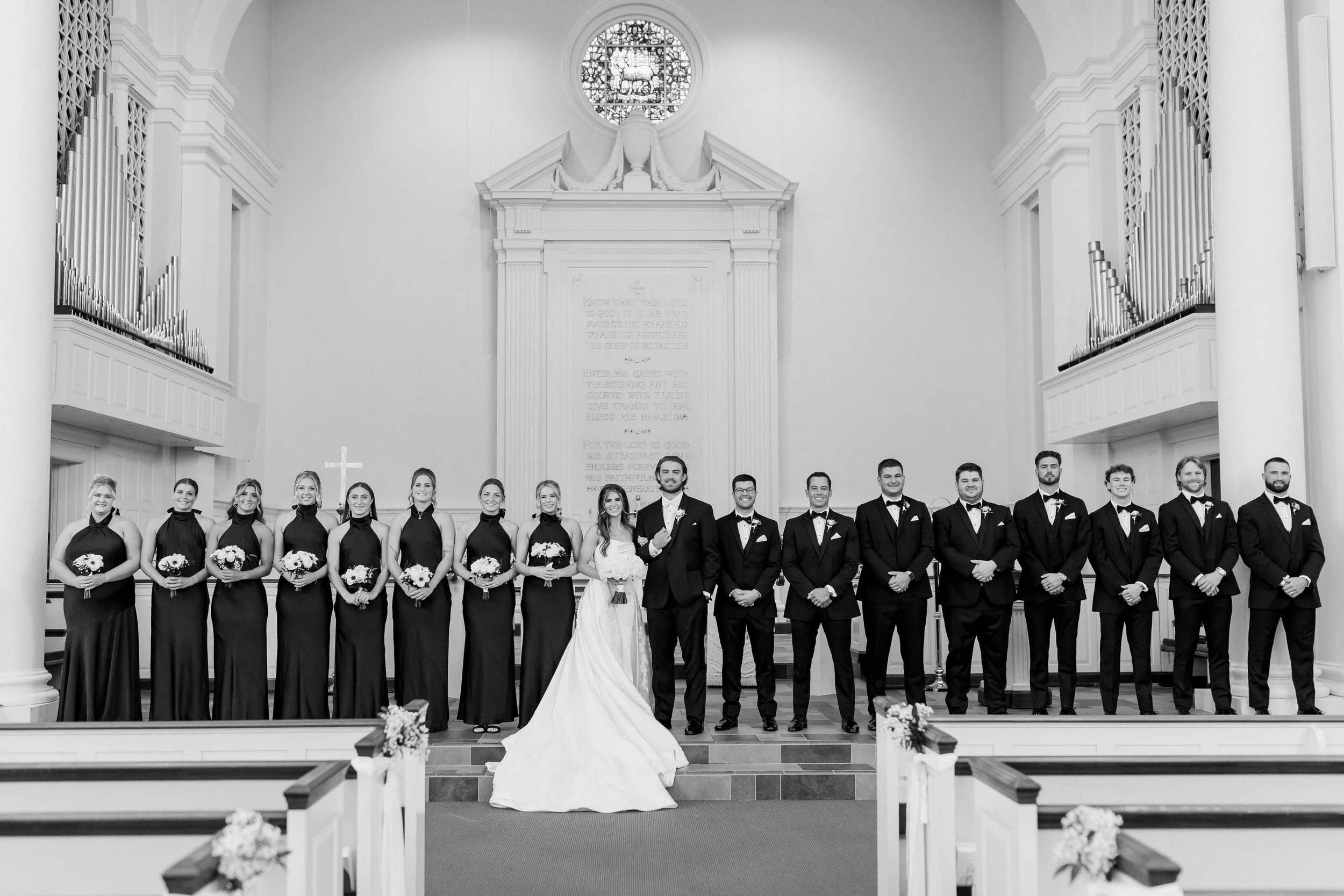 Cascade Hills Country Club Wedding | Grand Rapids, Michigan | Laurenda Marie Photography | Light and Airy, Timeless, Modern