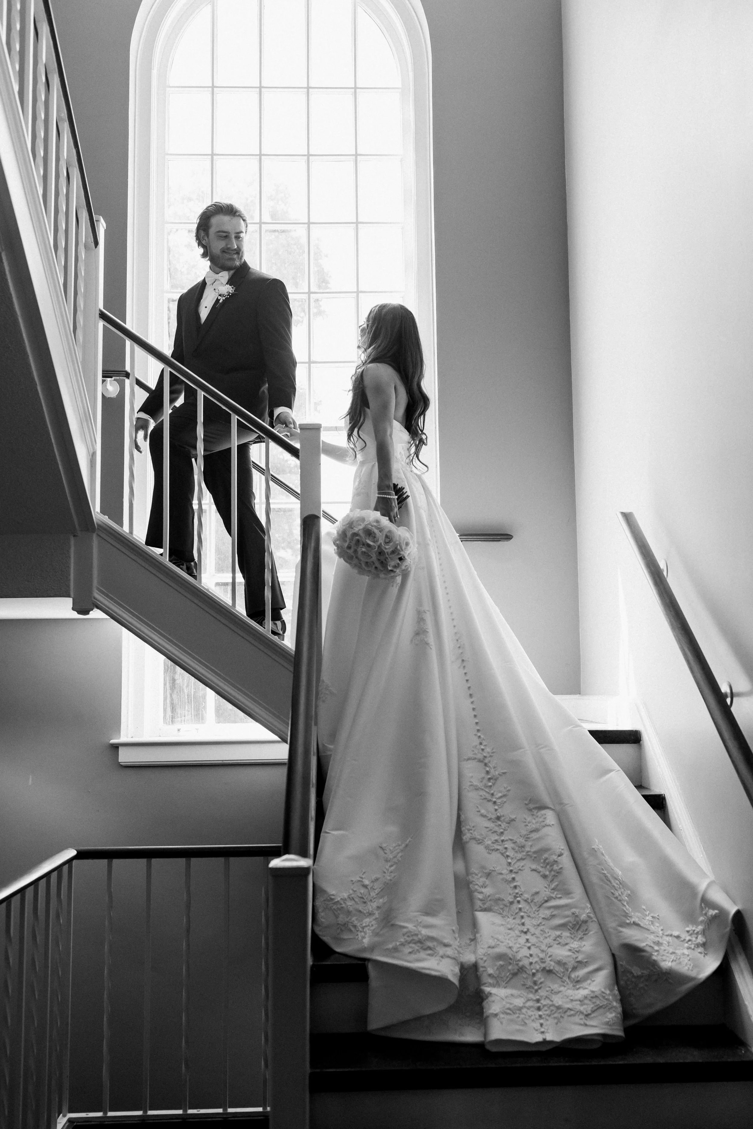 Cascade Hills Country Club Wedding | Grand Rapids, Michigan | Laurenda Marie Photography | Light and Airy, Timeless, Modern