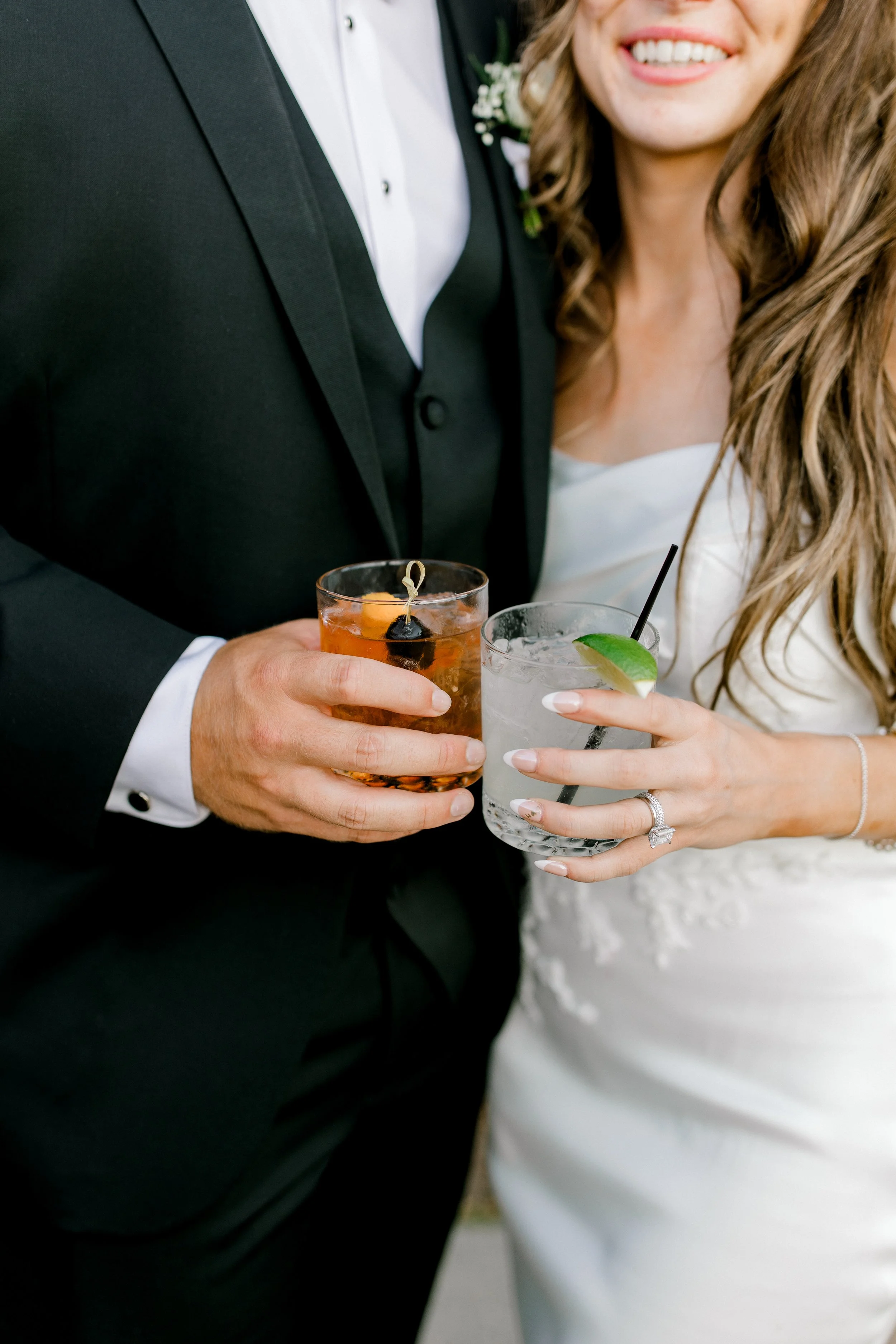 Cascade Hills Country Club Wedding | Grand Rapids, Michigan | Laurenda Marie Photography | Light and Airy, Timeless, Modern