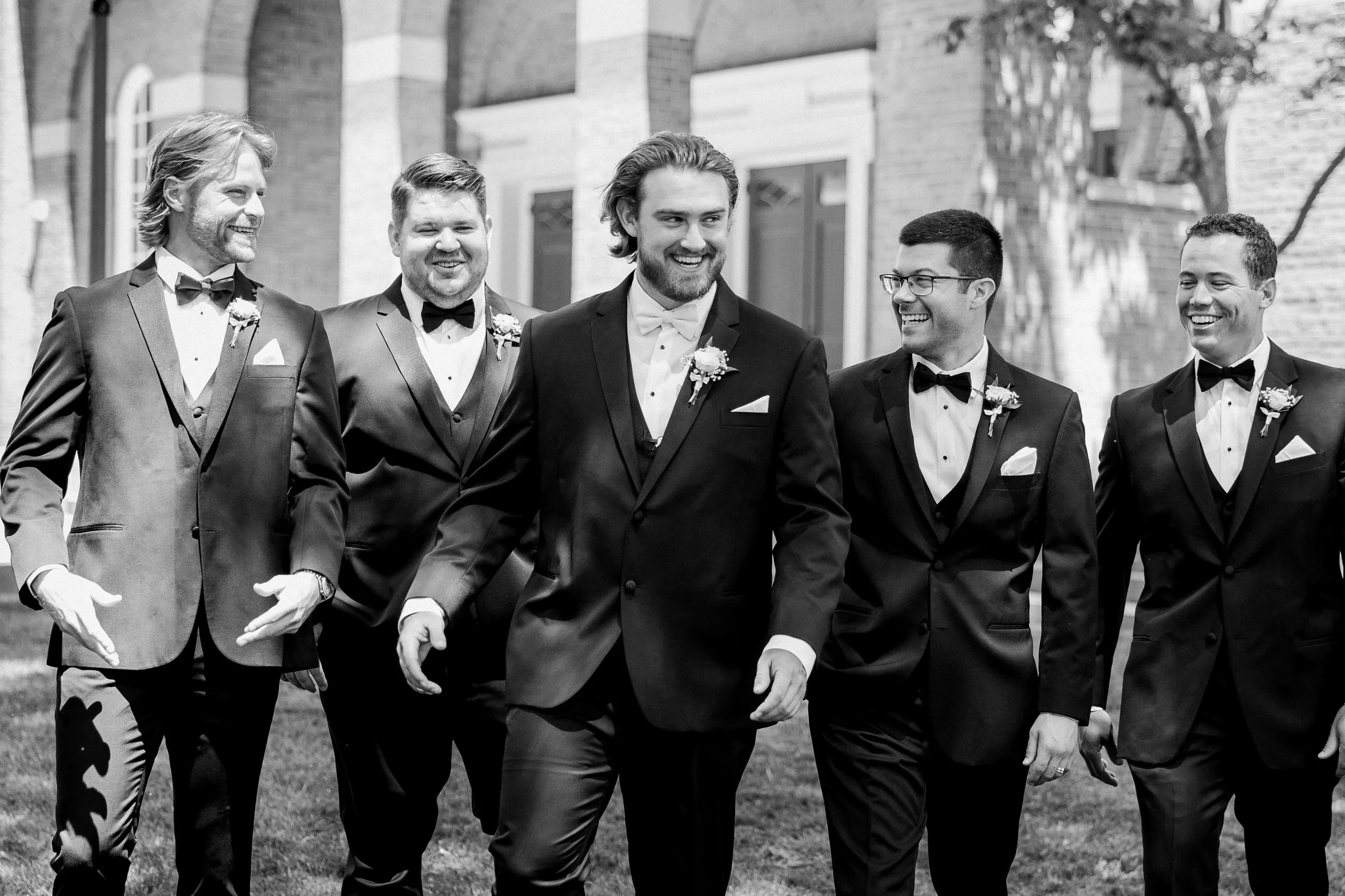Cascade Hills Country Club Wedding | Grand Rapids, Michigan | Laurenda Marie Photography | Light and Airy, Timeless, Modern