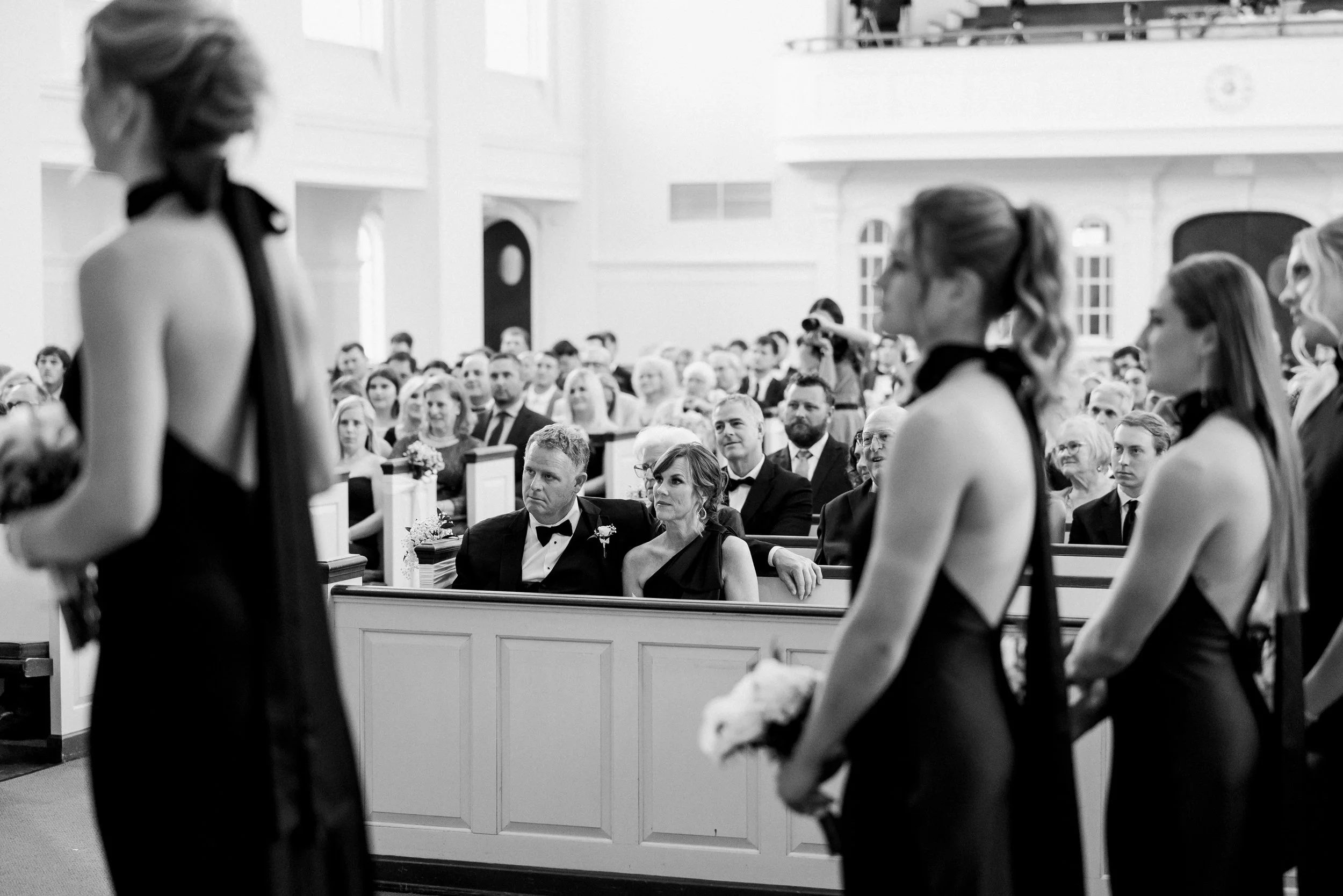 Cascade Hills Country Club Wedding | Grand Rapids, Michigan | Laurenda Marie Photography | Light and Airy, Timeless, Modern