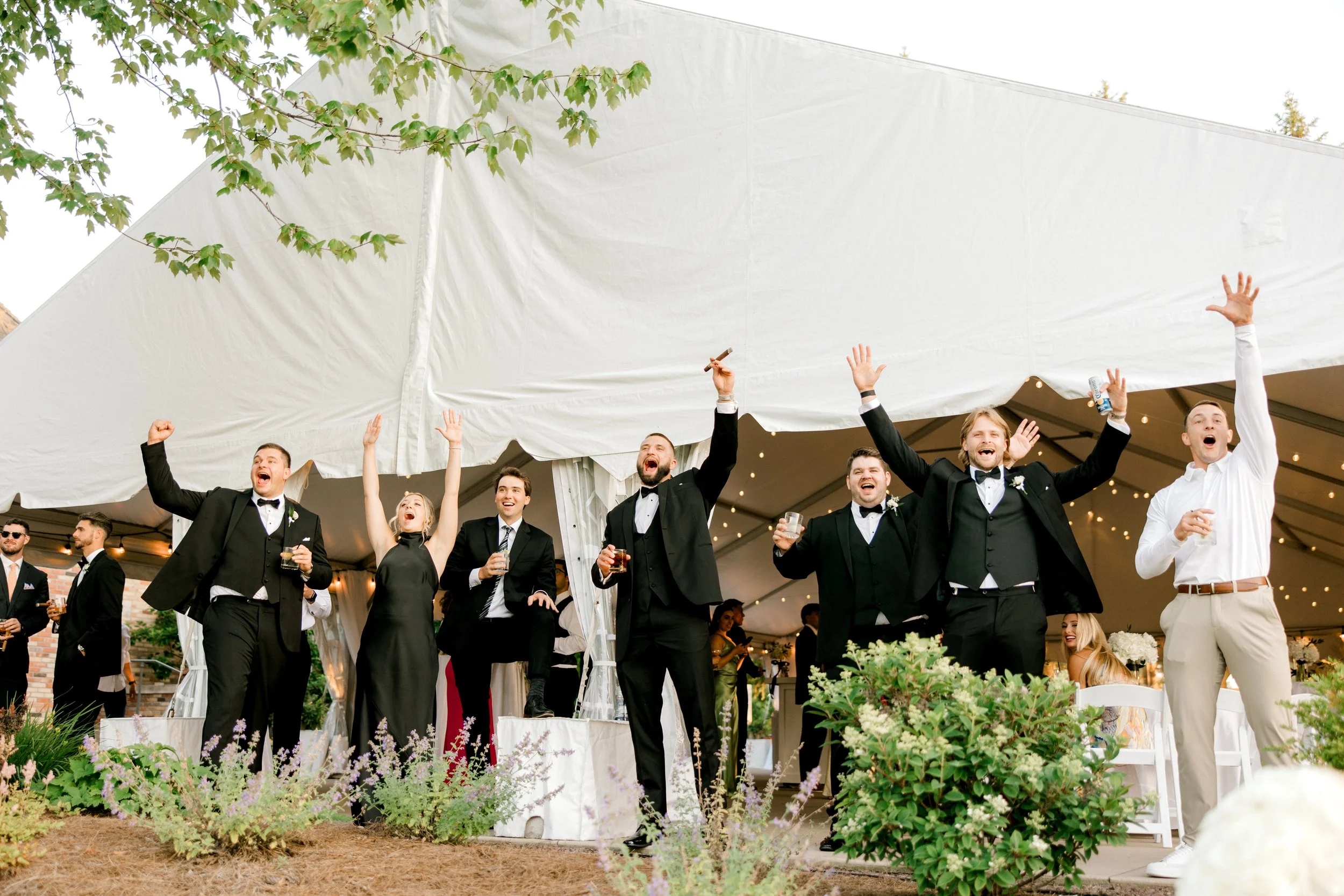 Cascade Hills Country Club Wedding | Grand Rapids, Michigan | Laurenda Marie Photography | Light and Airy, Timeless, Modern