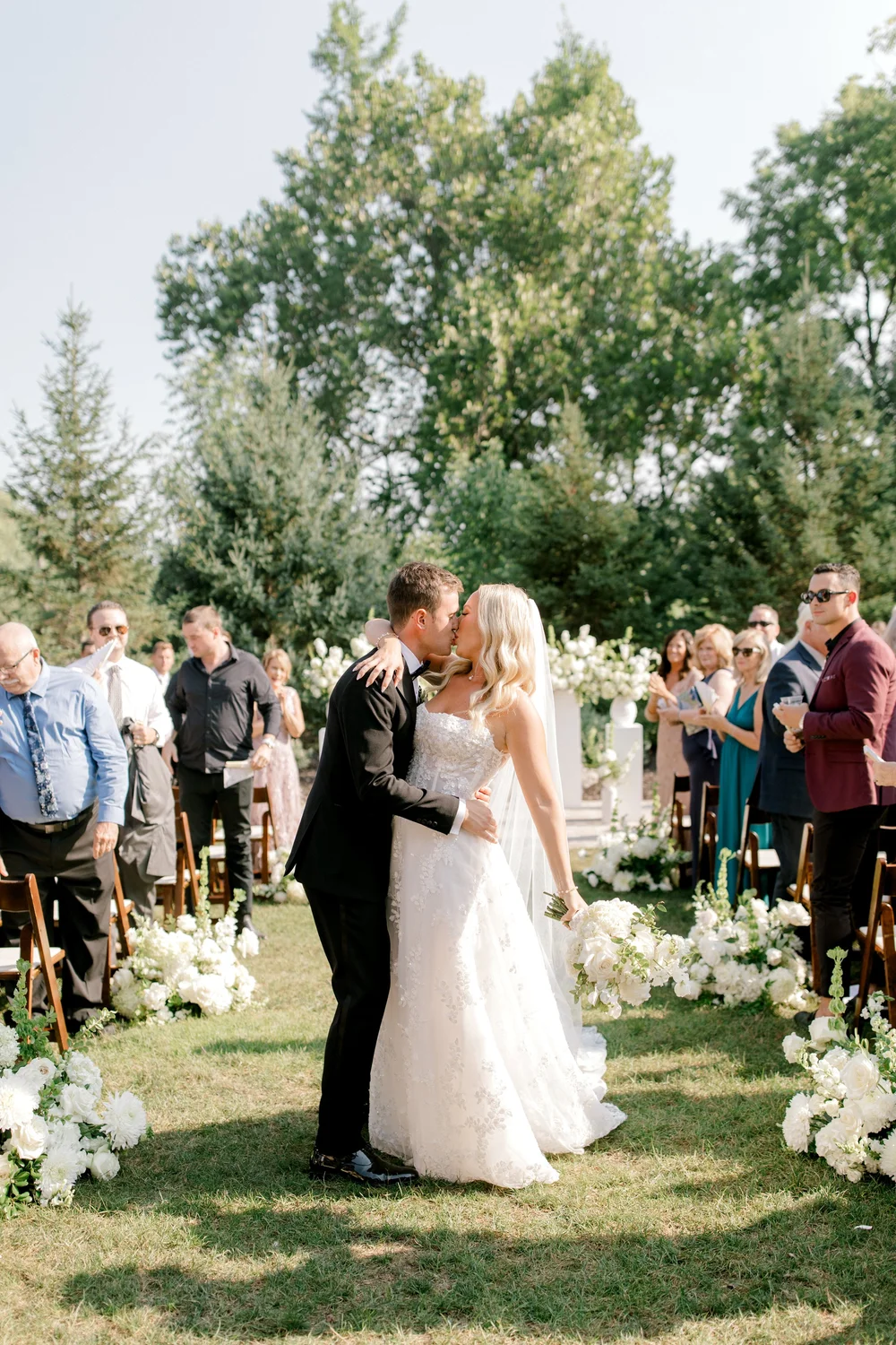 Timeless, Romantic Wedding at Venue3Two | Laurenda Marie Photography | Michigan Wedding Photographer