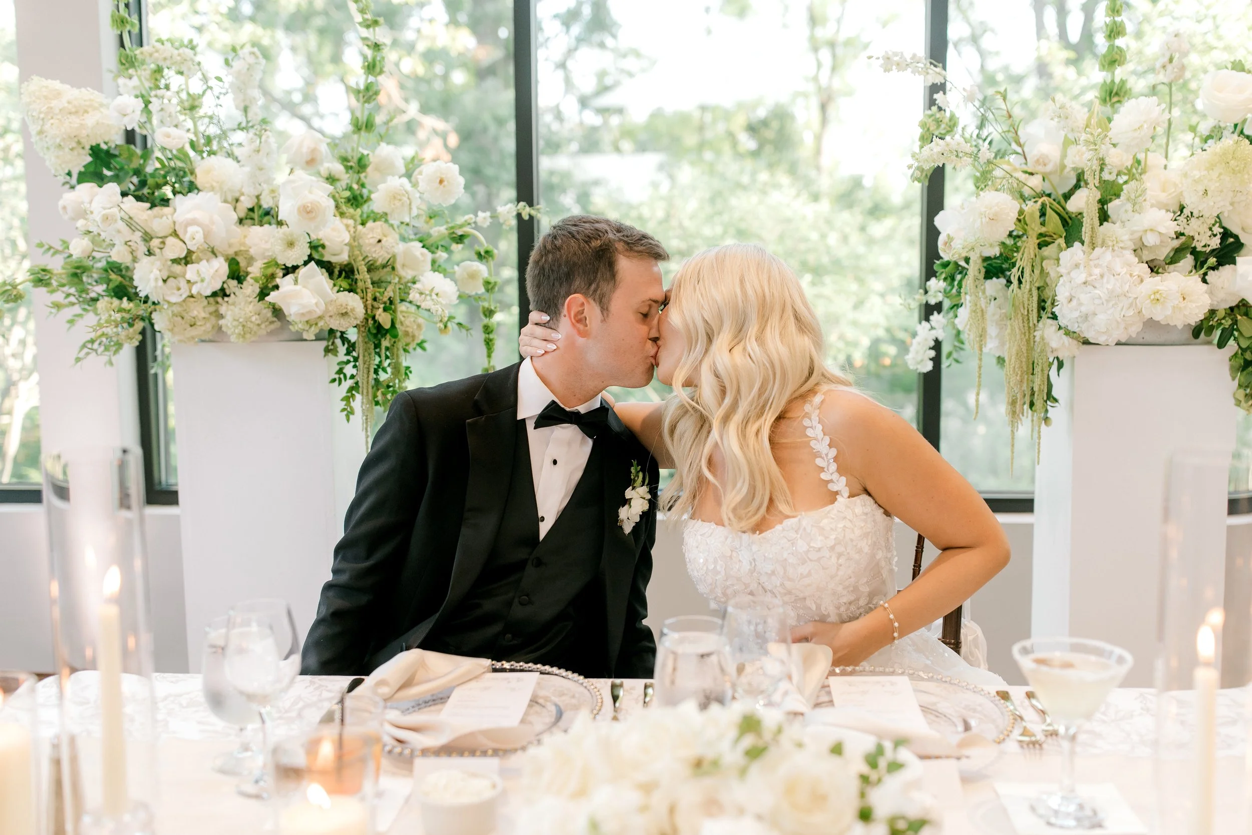 Timeless, Romantic Wedding at Venue3Two | Laurenda Marie Photography | Michigan Wedding Photographer