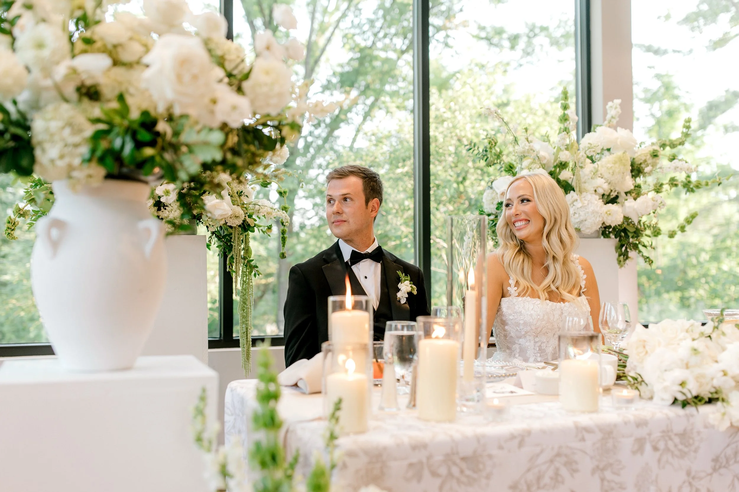 Timeless, Romantic Wedding at Venue3Two | Laurenda Marie Photography | Michigan Wedding Photographer