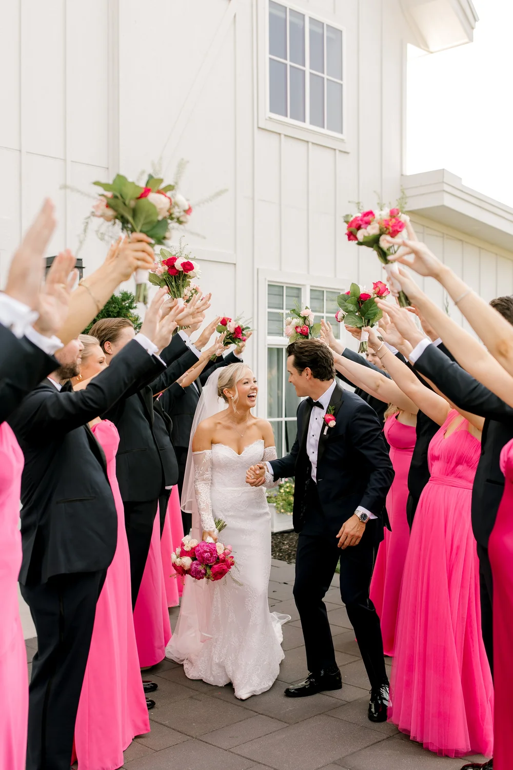 Modern Wedding at Etre Farms in St. Joseph Michigan | Laurenda Marie Photography | West Michigan + Chicago Wedding Photography
