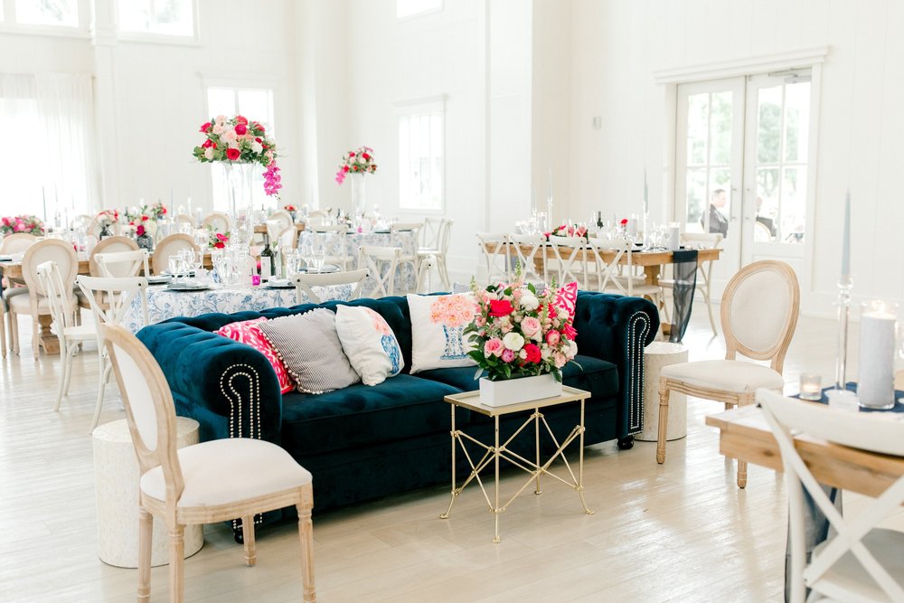 Modern Wedding at Etre Farms in St. Joseph Michigan | Laurenda Marie Photography | West Michigan + Chicago Wedding Photography