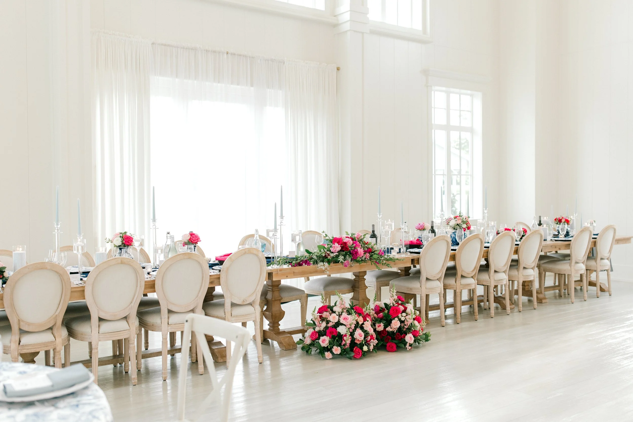 Modern Wedding at Etre Farms in St. Joseph Michigan | Laurenda Marie Photography | West Michigan + Chicago Wedding Photography