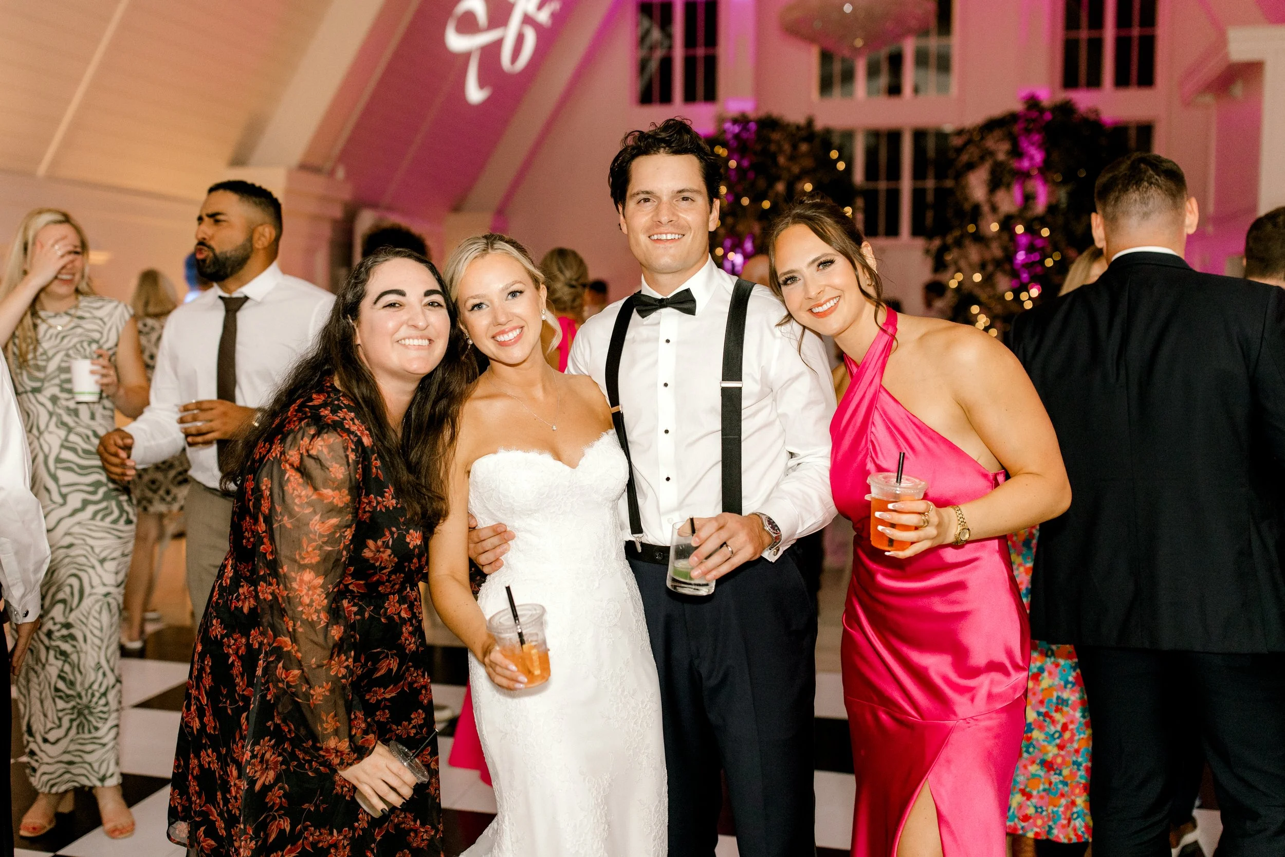 Modern Wedding at Etre Farms in St. Joseph Michigan | Laurenda Marie Photography | West Michigan + Chicago Wedding Photography