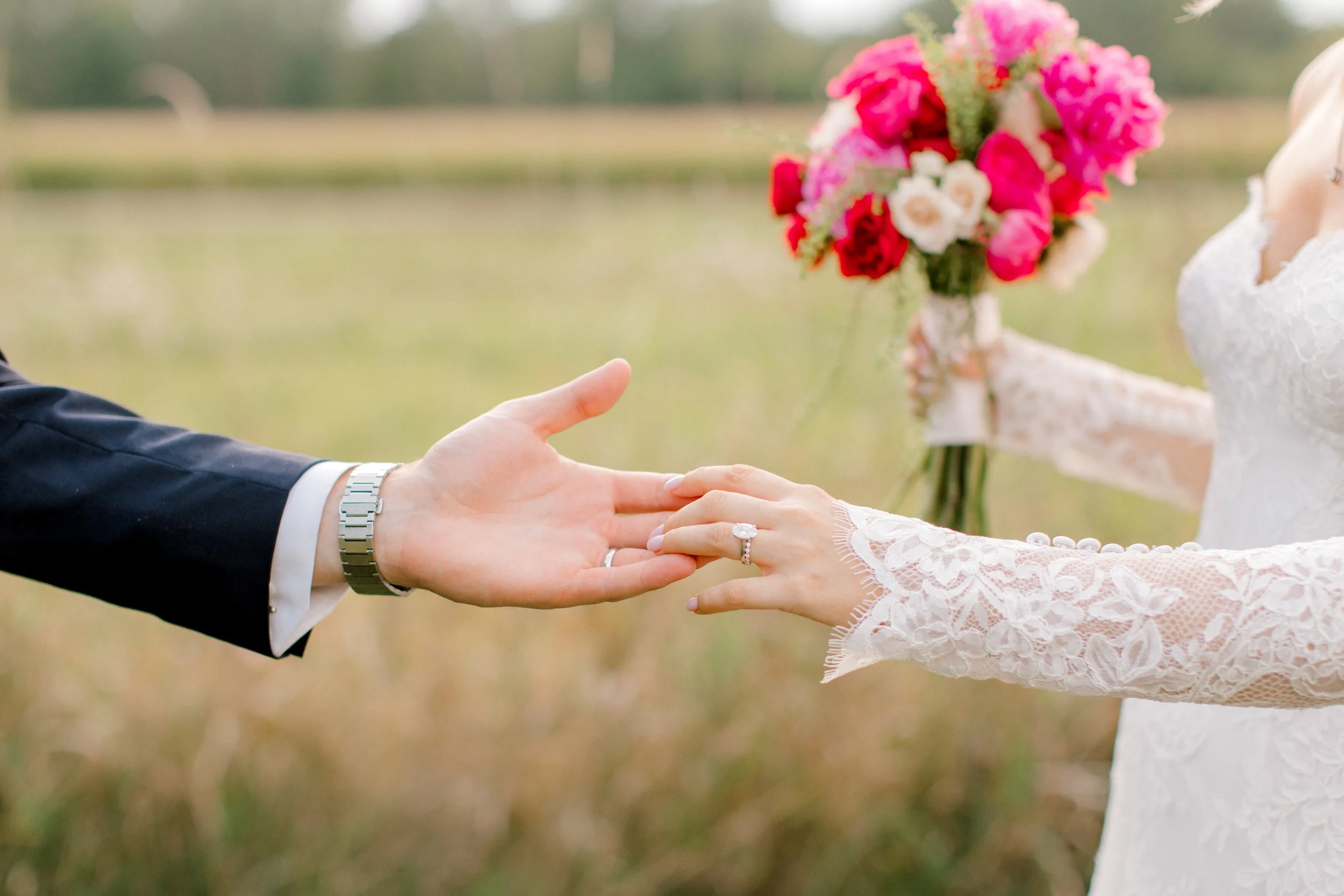 Modern Wedding at Etre Farms in St. Joseph Michigan | Laurenda Marie Photography | West Michigan + Chicago Wedding Photography