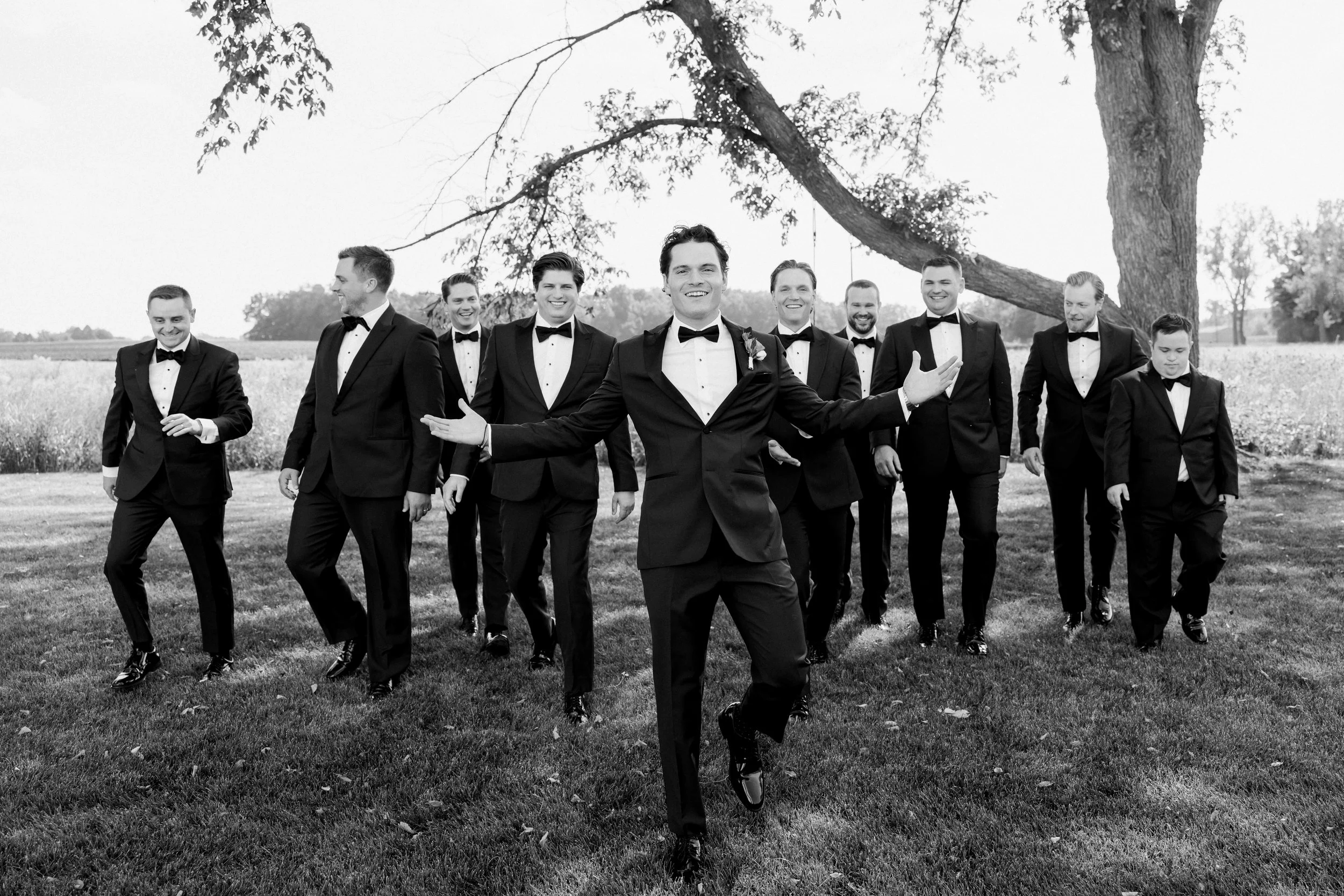 Modern Wedding at Etre Farms in St. Joseph Michigan | Laurenda Marie Photography | West Michigan + Chicago Wedding Photography