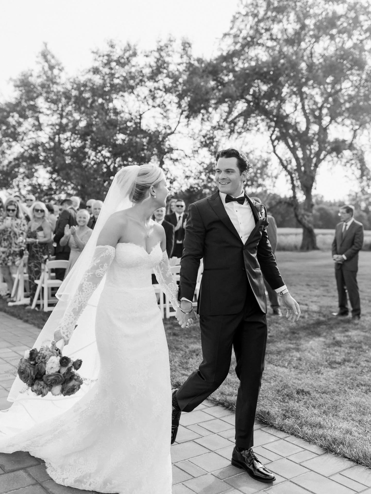 The Mather&rsquo;s wedding is on the blog and it&rsquo;s a good one. 🔥 Link in bio.

#Laurendamariephotography #risingtide #grandrapidsweddingphotographer #westmichiganweddingphotographer #theprettyblog #stylemepretty  #laurendamariebrides #naturall