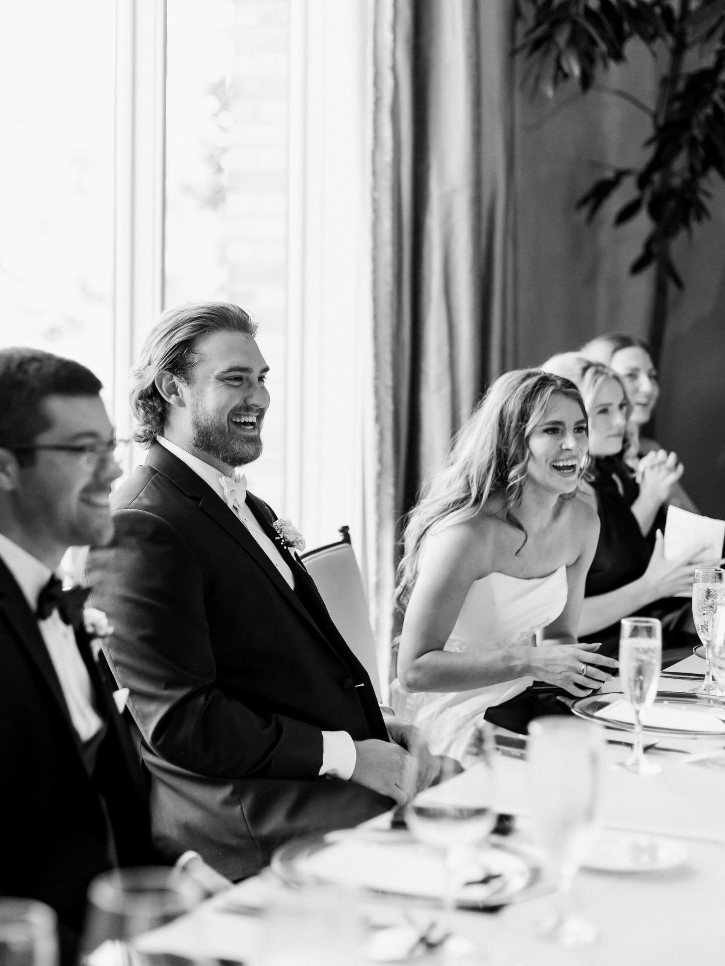 When the speeches are funny 📢 🤌🏼

#Laurendamariephotography #risingtide #grandrapidsweddingphotographer #westmichiganweddingphotographer #theprettyblog #stylemepretty  #laurendamariebrides #naturallightphotographer #lightandairy #naturallightphoto