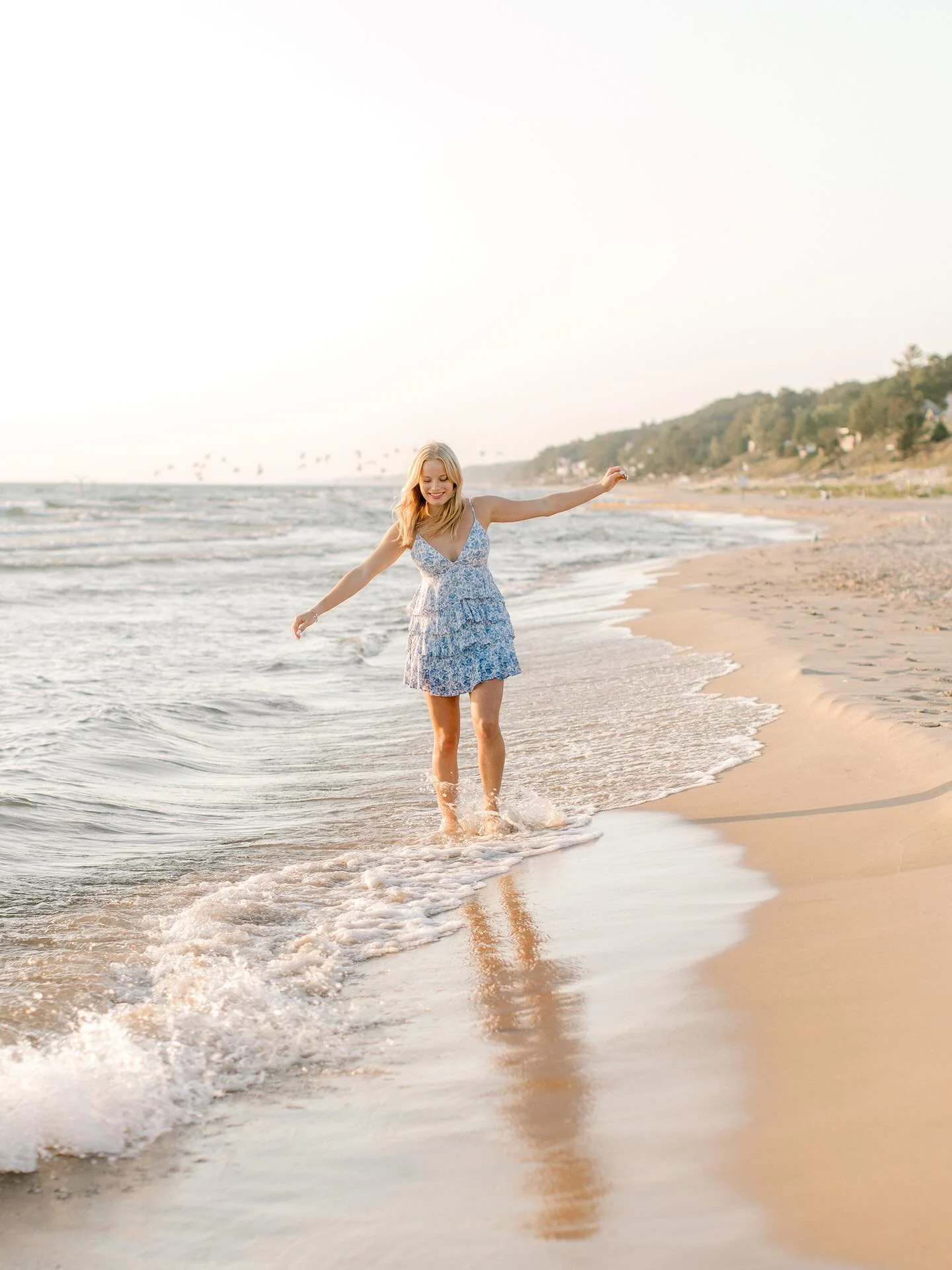 Now booking senior sessions into the summer and fall! Message me to set yours up! ☀️ 

#grandrapidsseniorphotographer #westmichiganseniorphotographer #rockfordmiseniors #rockfordhighschool #seniorphotos