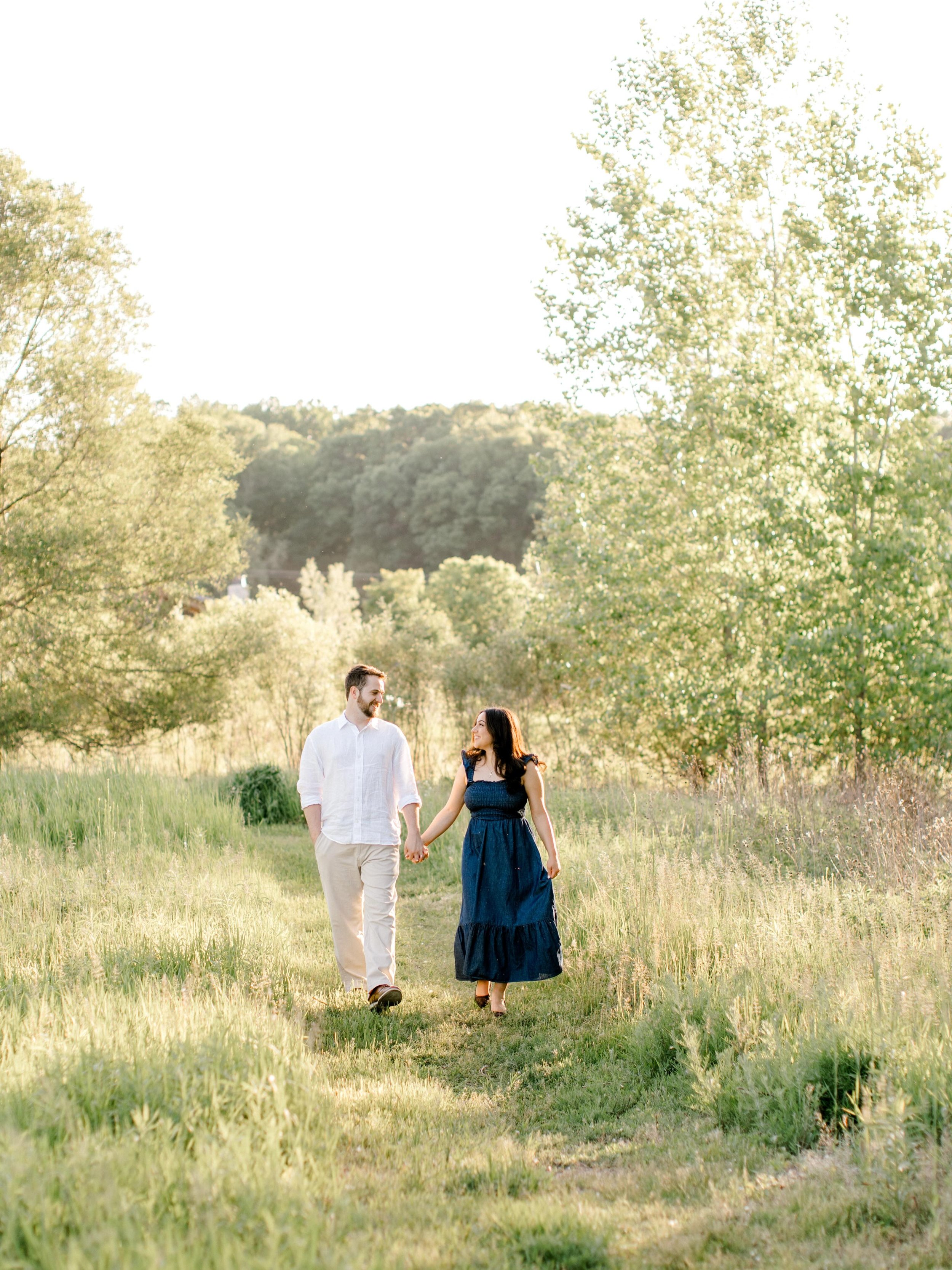Lara &amp; Jake 🫶🏻

Next October!!! 💍 🎉 

#westmichiganweddingphotographer #grandrapidsweddingphotographer #michiganbride #michiganengagementphotographer #lightandairyphotography