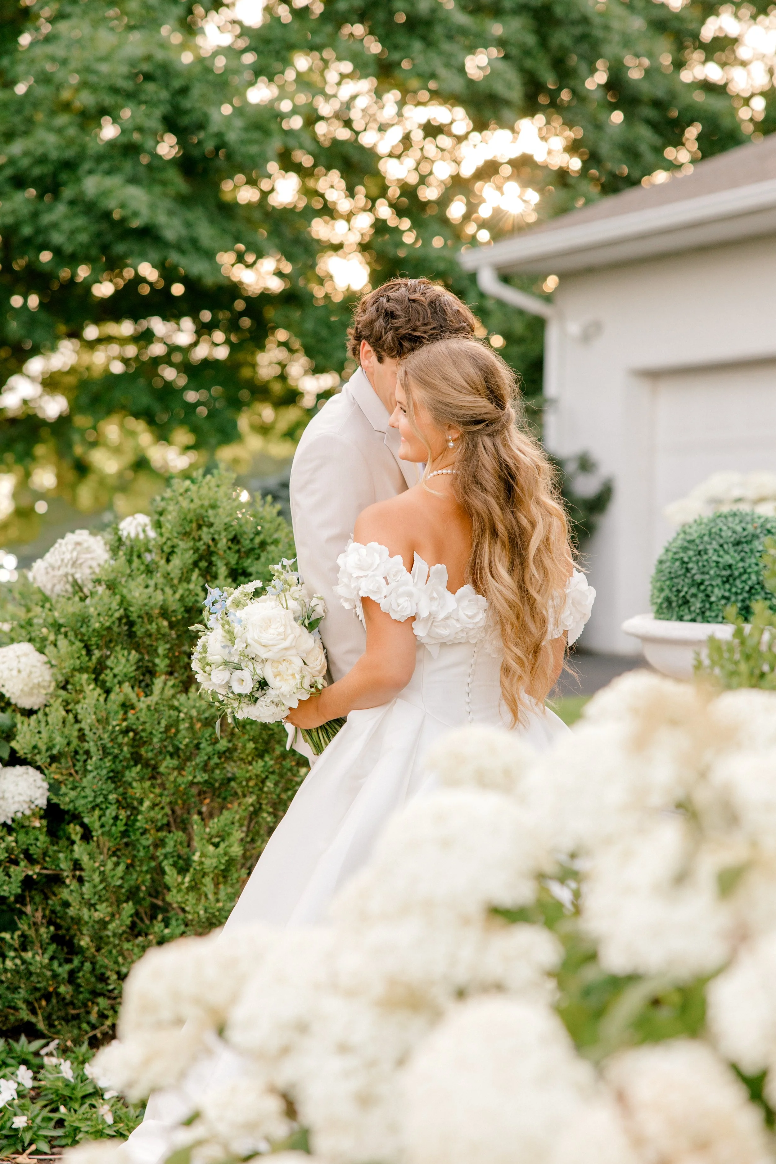 Timeless Wedding at Haven on the Farm | West Michigan Wedding Photographer | Laurenda Marie Photography