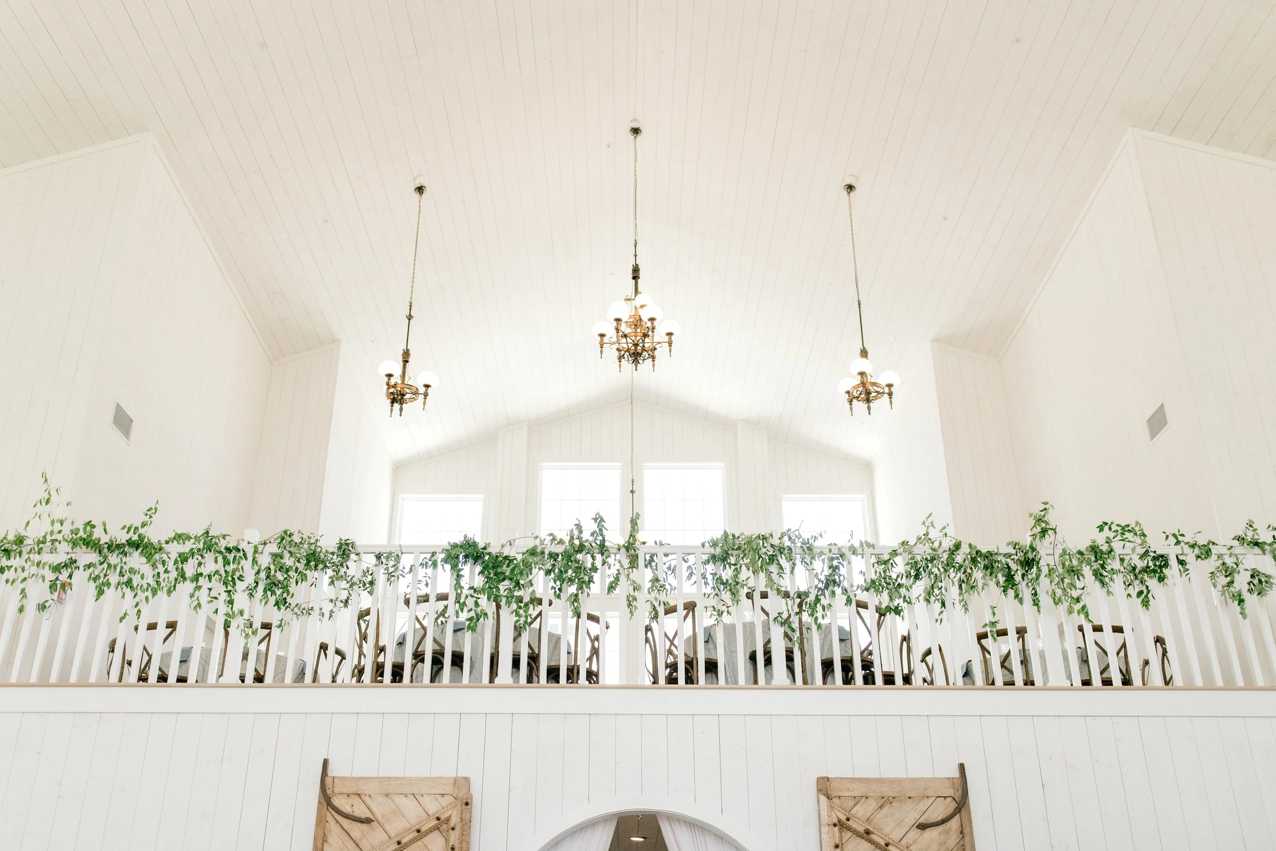 Timeless Wedding at Haven on the Farm | West Michigan Wedding Photographer | Laurenda Marie Photography