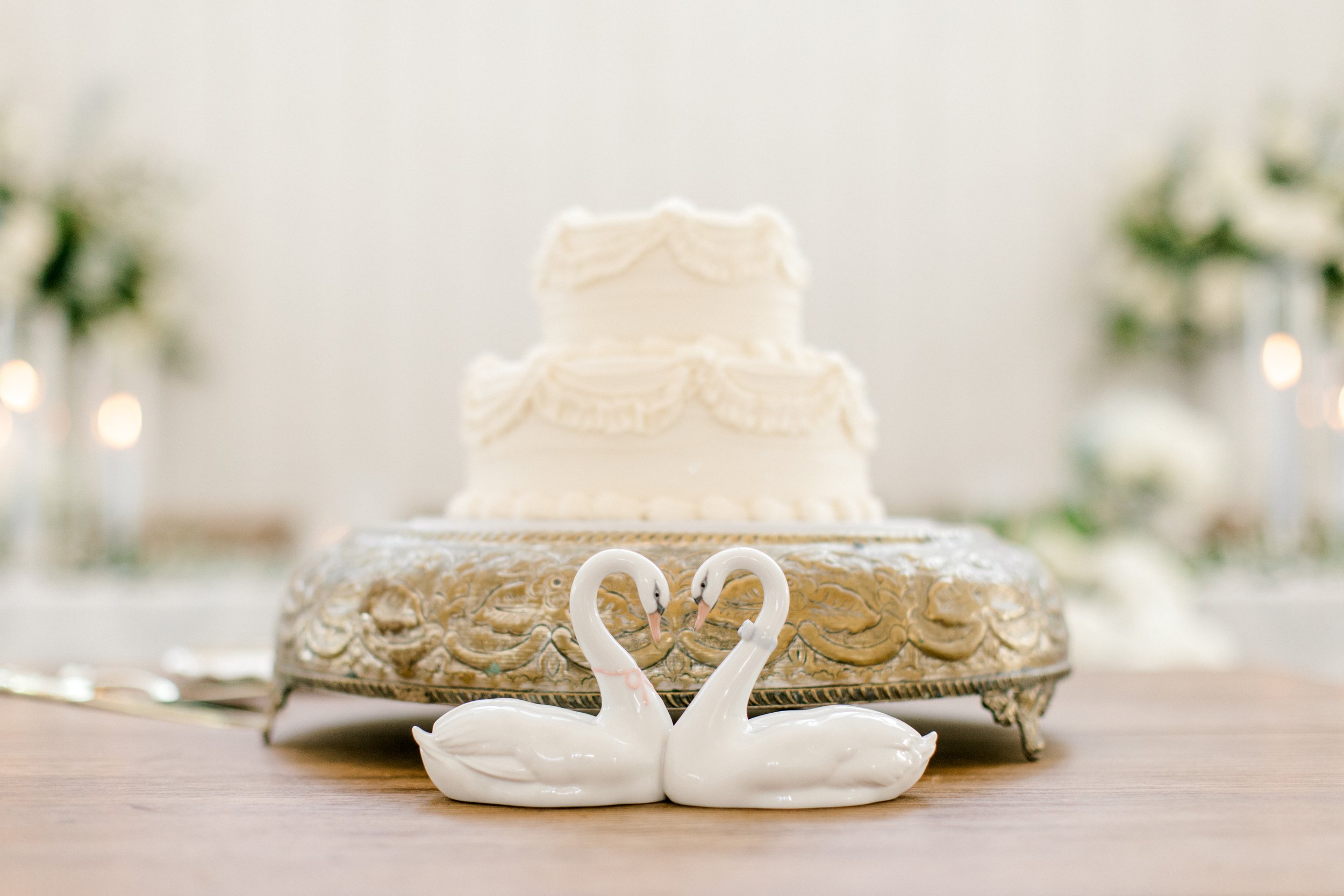 Timeless Wedding at Haven on the Farm | West Michigan Wedding Photographer | Laurenda Marie Photography