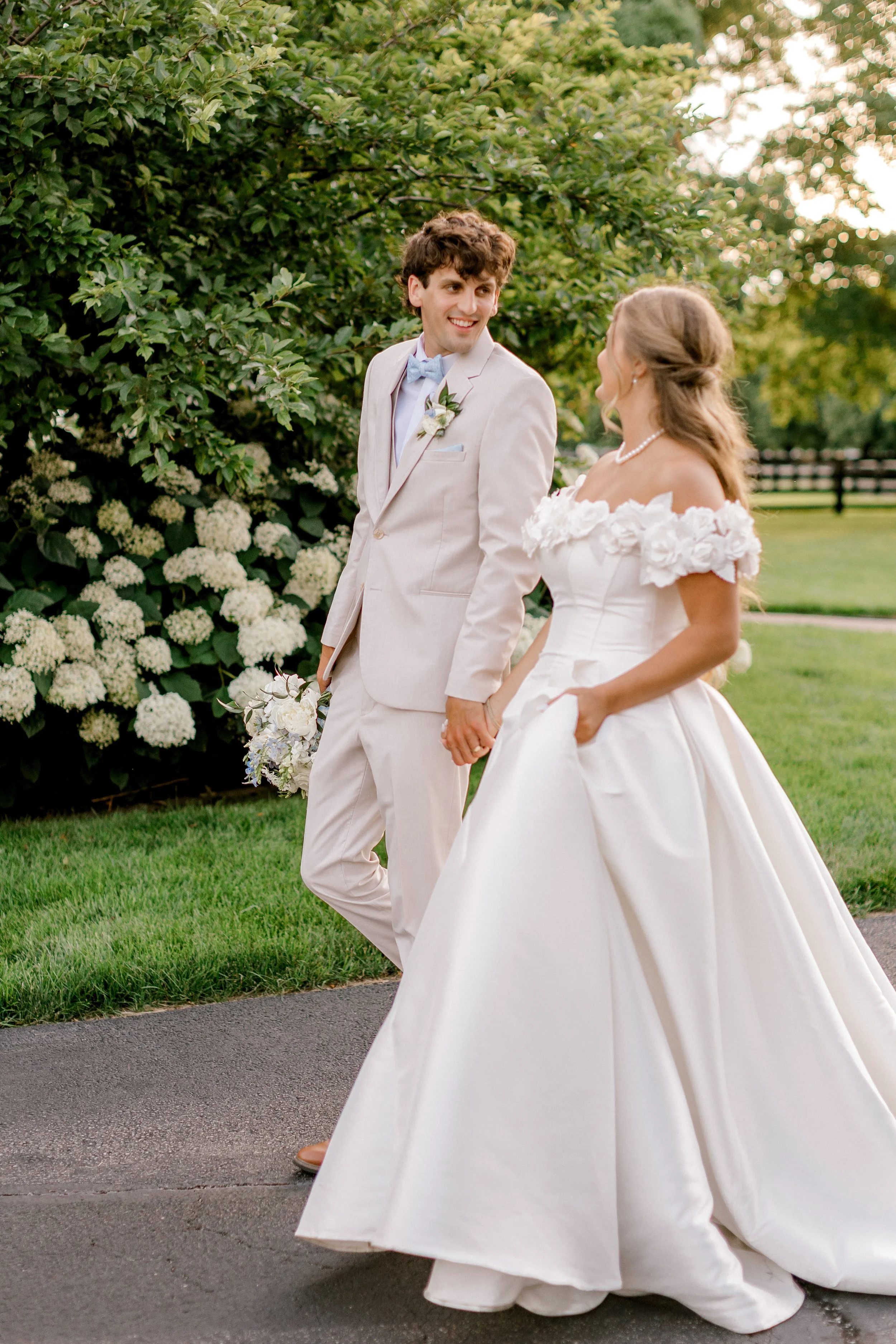 Timeless Wedding at Haven on the Farm | West Michigan Wedding Photographer | Laurenda Marie Photography