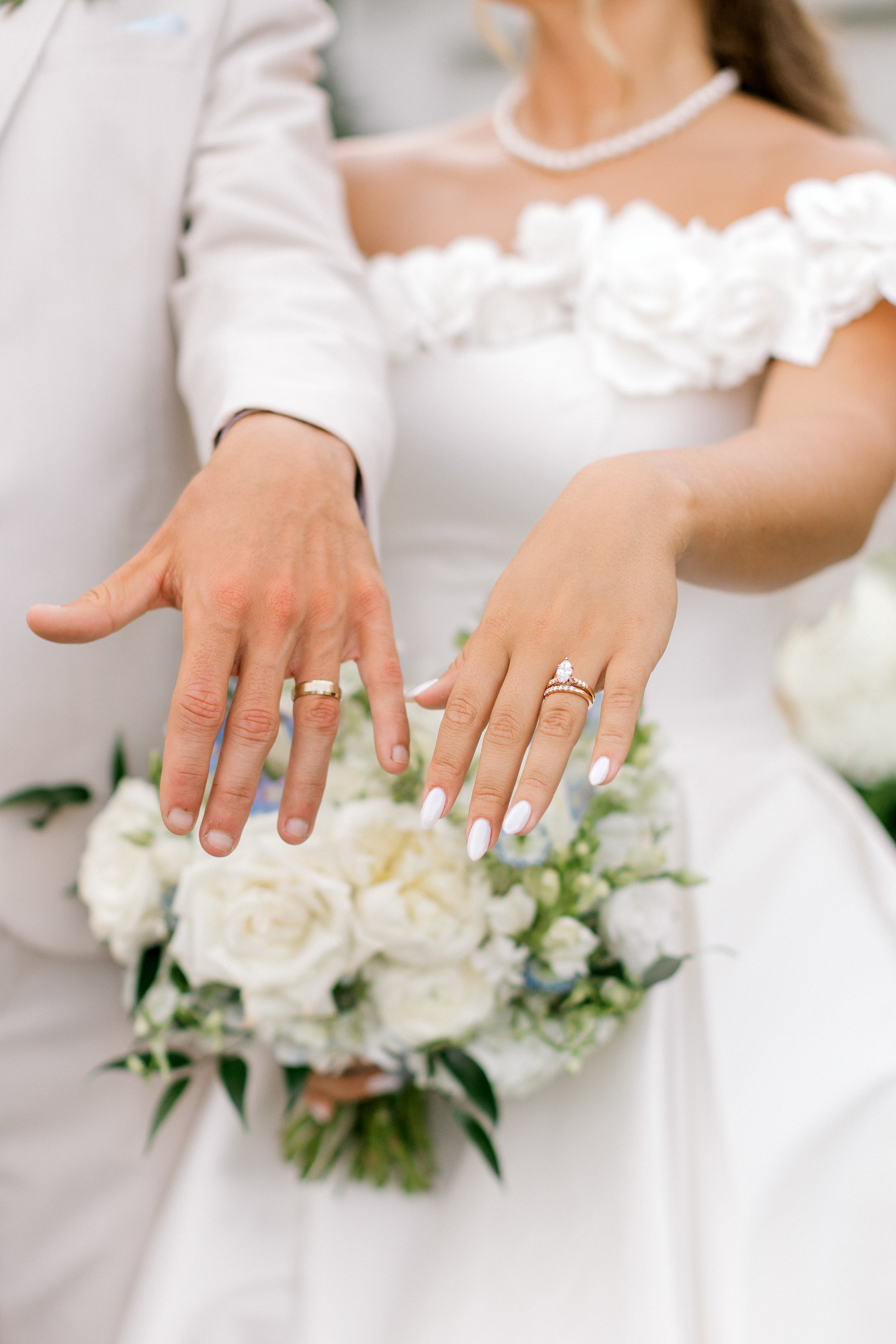 Timeless Wedding at Haven on the Farm | West Michigan Wedding Photographer | Laurenda Marie Photography