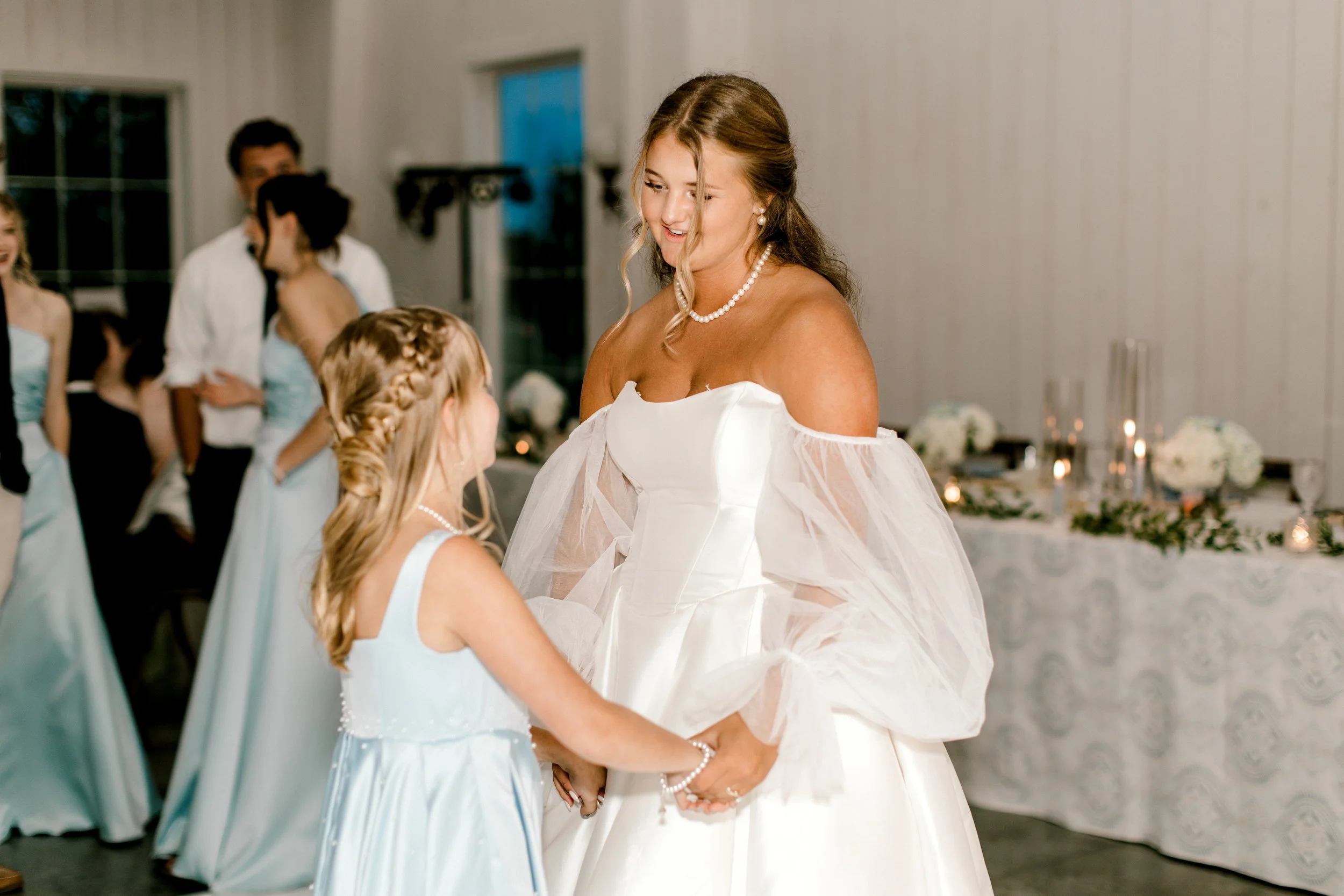 Timeless Wedding at Haven on the Farm | West Michigan Wedding Photographer | Laurenda Marie Photography
