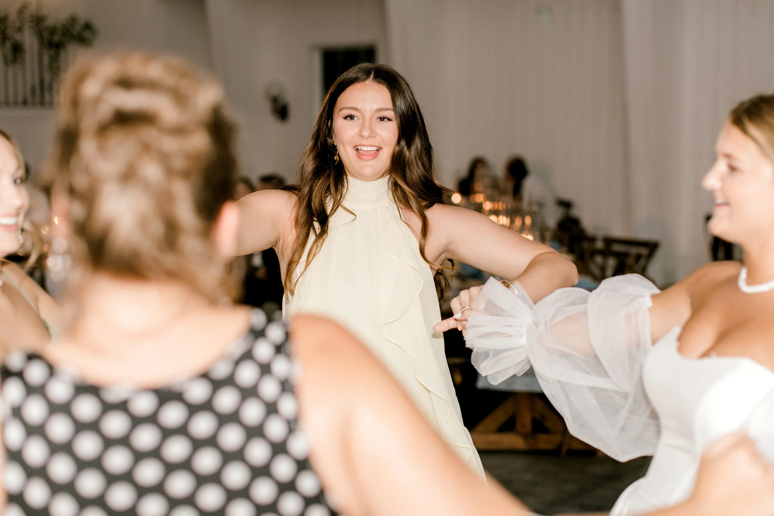 Timeless Wedding at Haven on the Farm | West Michigan Wedding Photographer | Laurenda Marie Photography