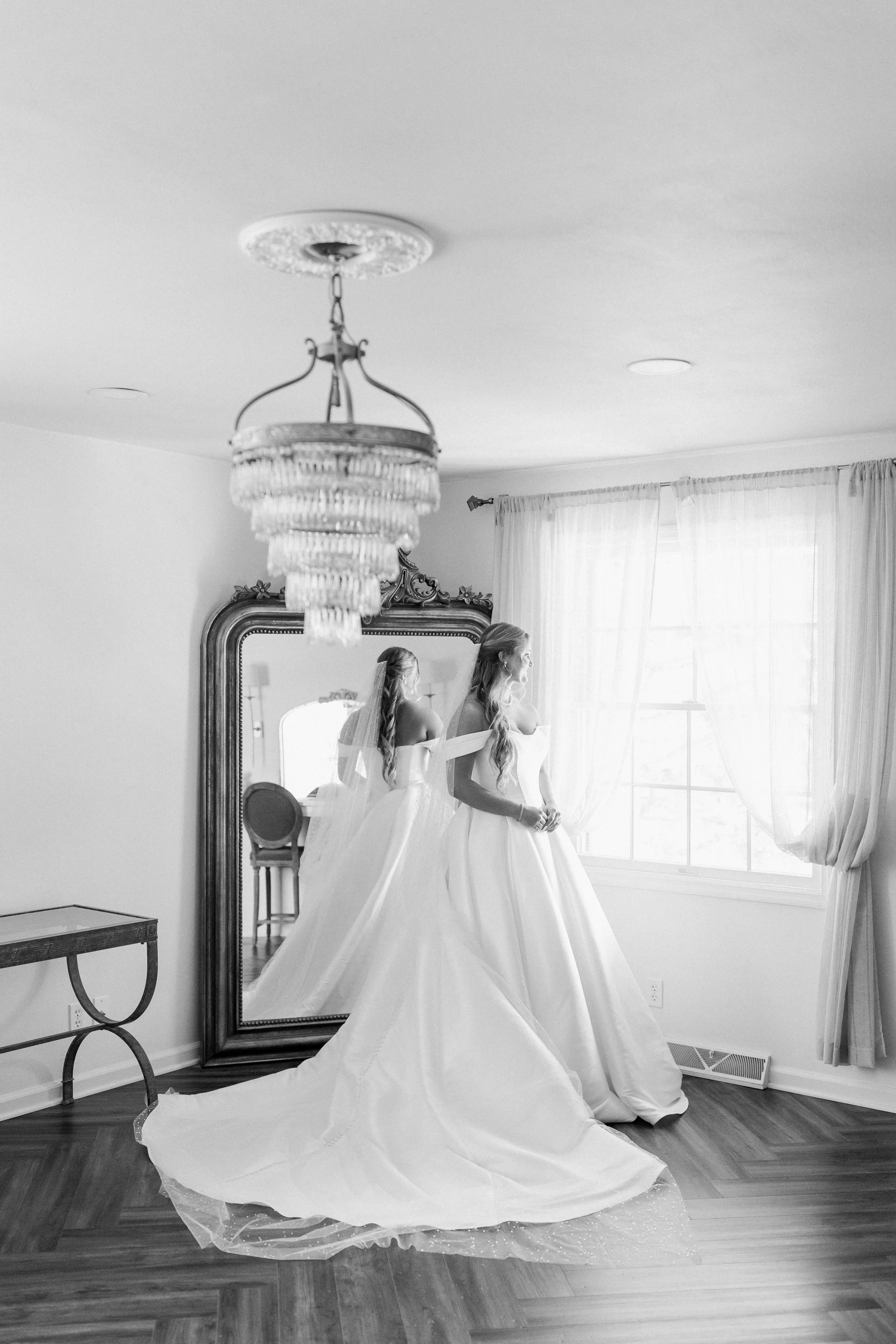 Timeless Wedding at Haven on the Farm | West Michigan Wedding Photographer | Laurenda Marie Photography