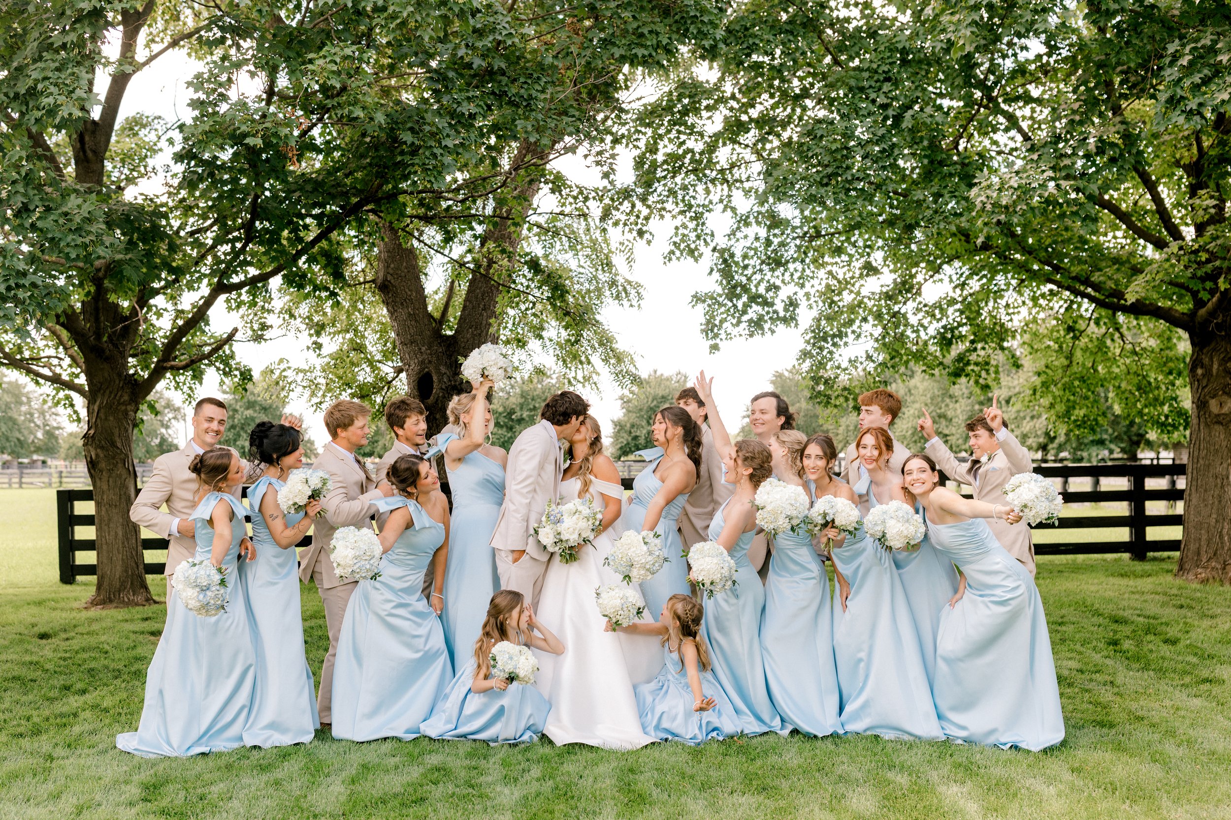 Timeless Wedding at Haven on the Farm | West Michigan Wedding Photographer | Laurenda Marie Photography
