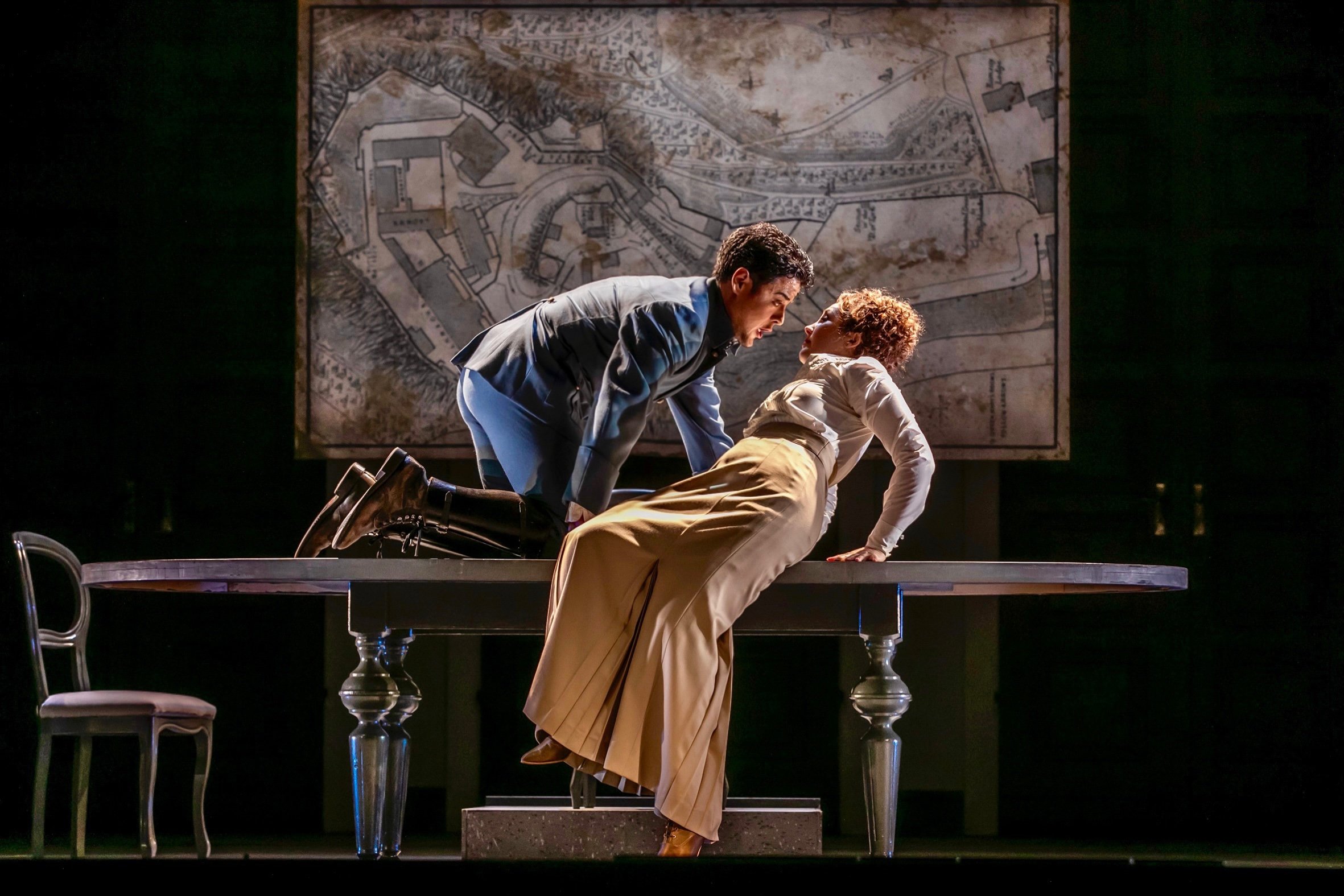 César Delgado as ‘Edgardo’ in Lucía di Lammermoor. (Regensburg Theater).