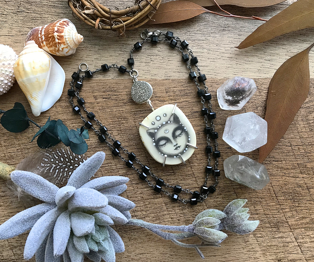 Pebble cat rosary 1.jpg