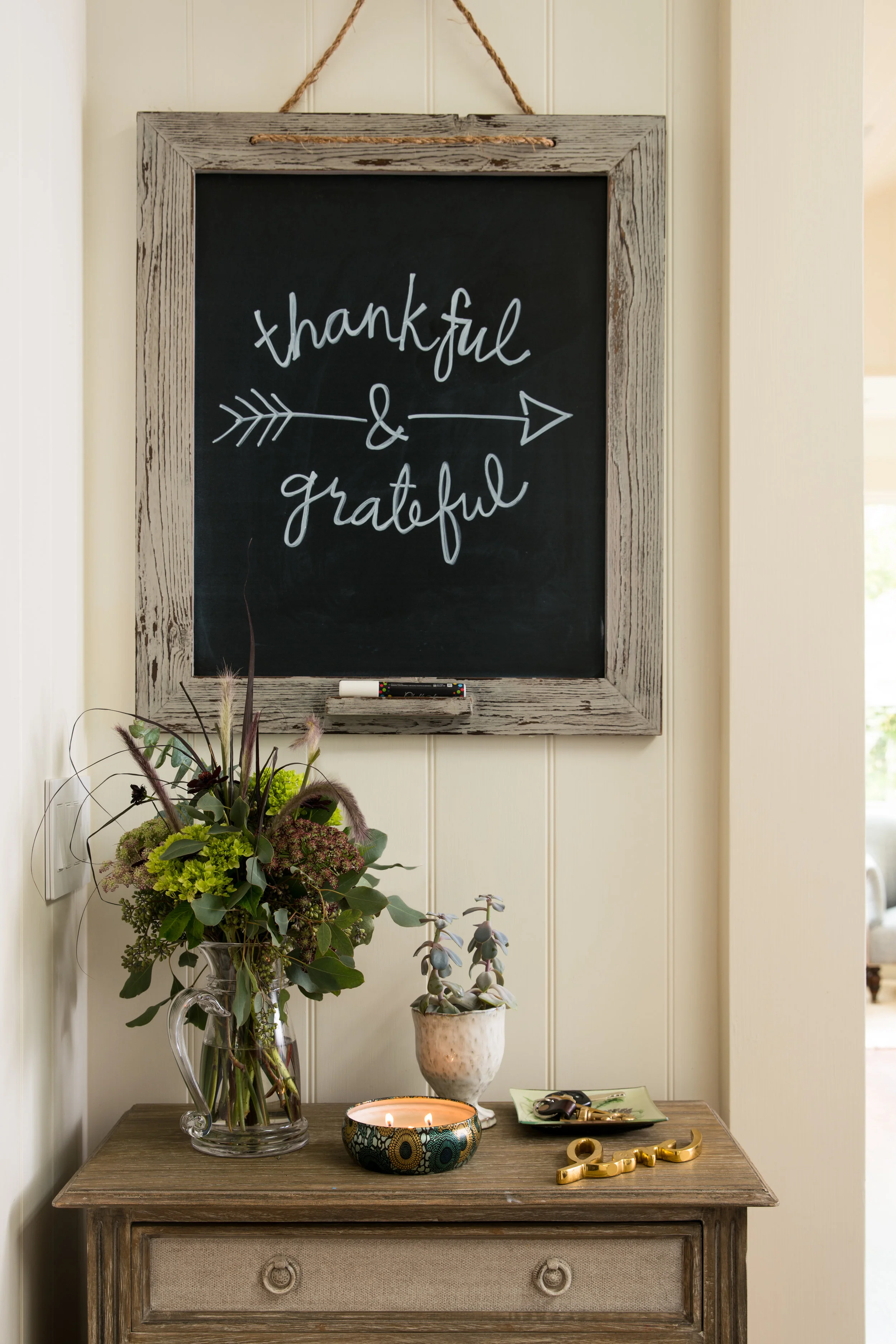 2016-11-21_JLinteriors_Birch_Entryway_v2_details-0988-Edit.jpg