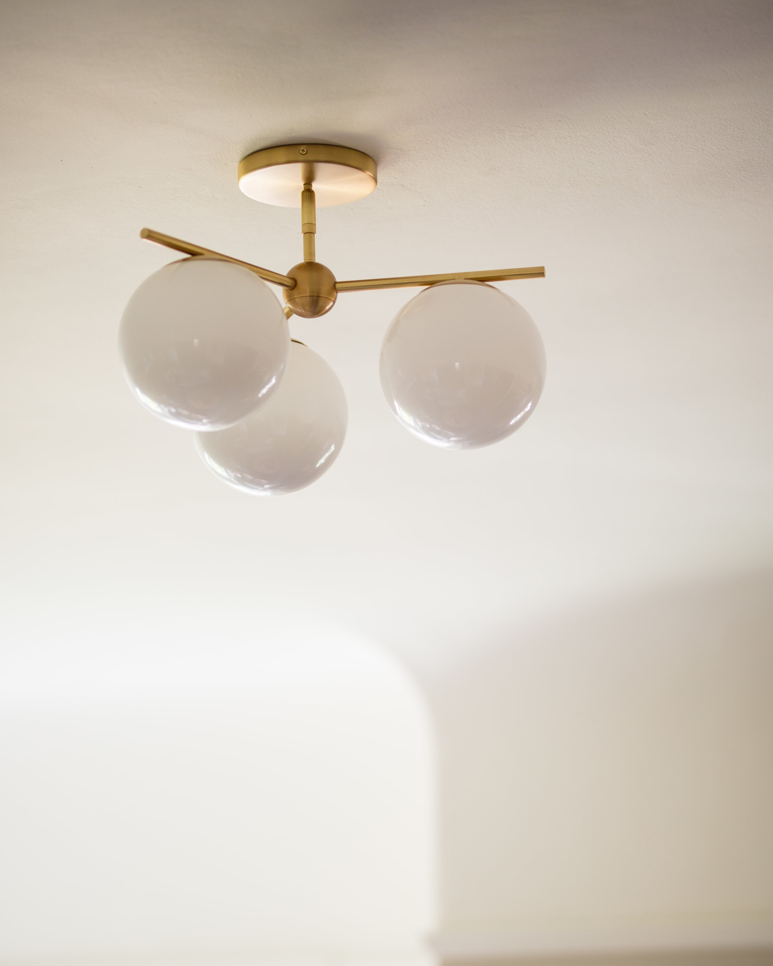 LRCeilingLight.jpg