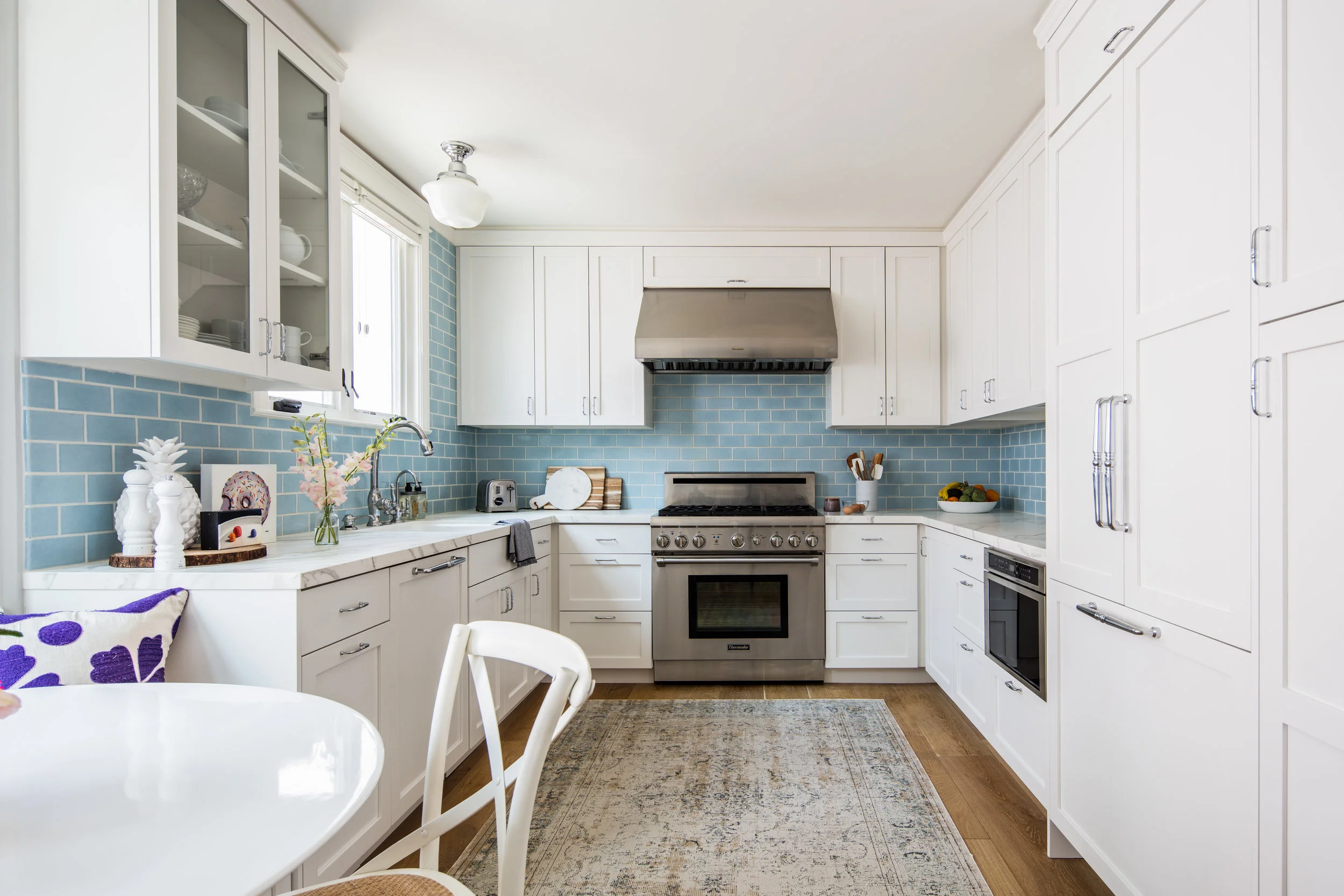2018-05-30_JLIntertiors_Valdez-kitchen3-0285x-Edit_LRG.jpg