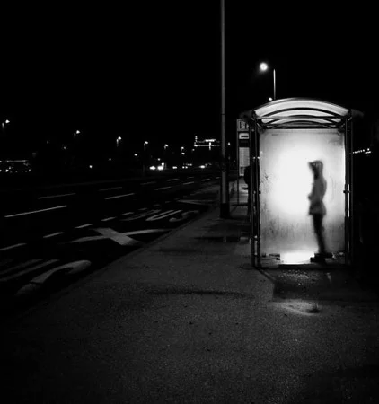 bus stop 1.jpg