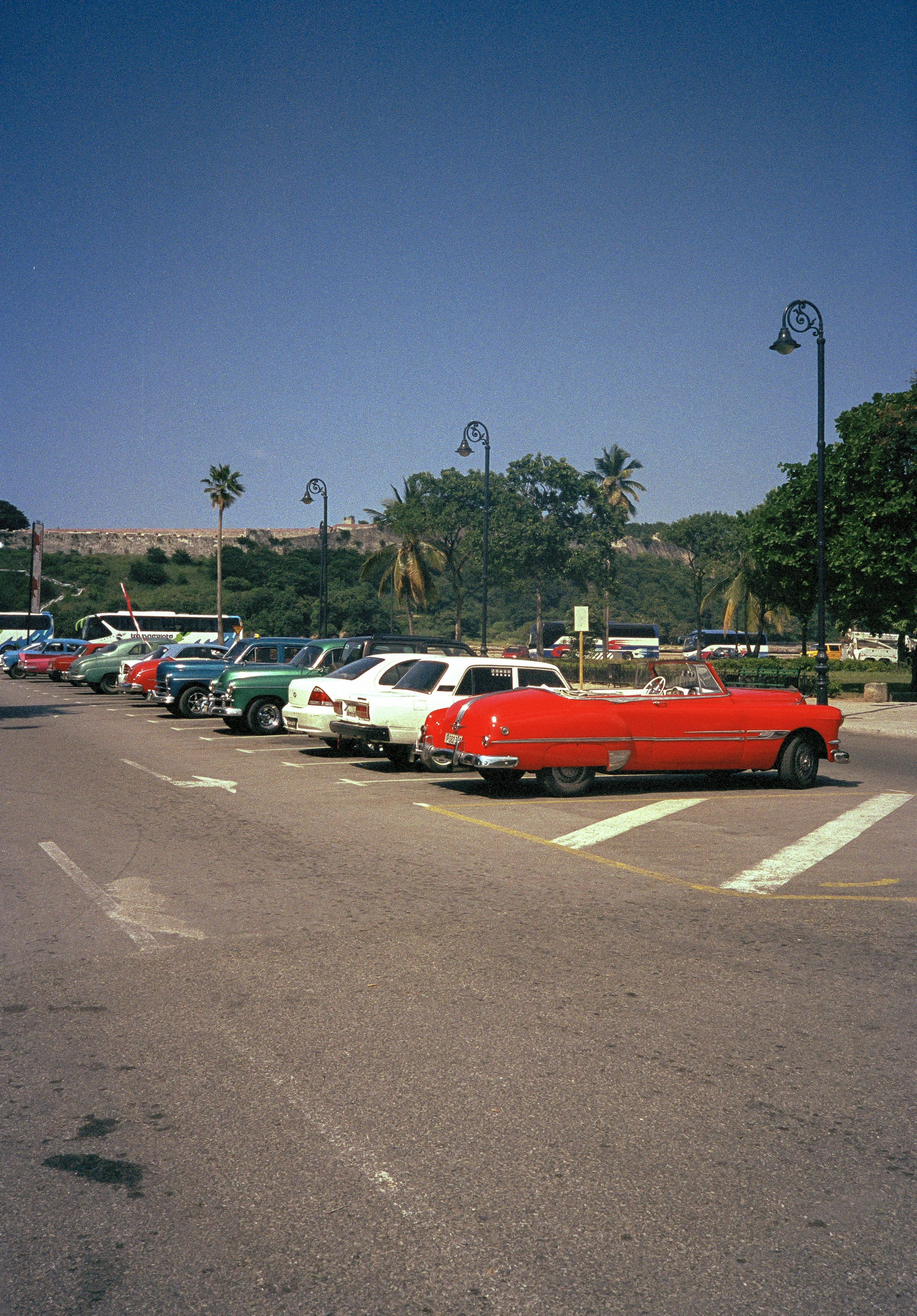 HAVANA_CARS_1.jpg