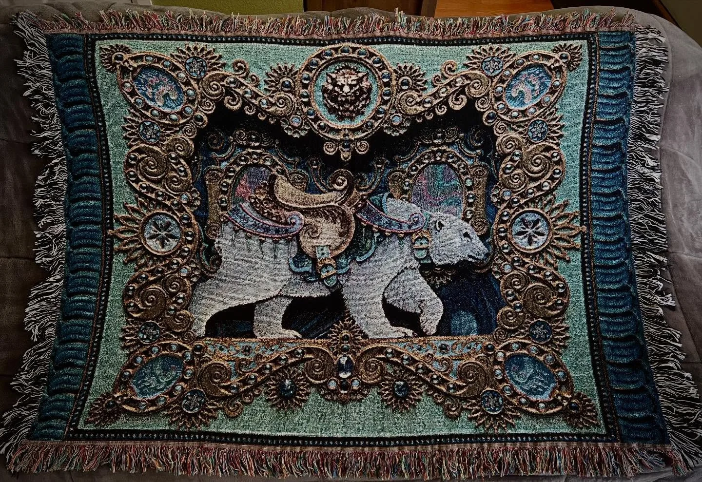 How is everyone doing out there? Honestly I am so tired, so, so tired. I ordered the blankets while having a cluster of migraines and ended up ordering the wrong size. People often discuss the pain of migraines but not the brain fog and general cogni