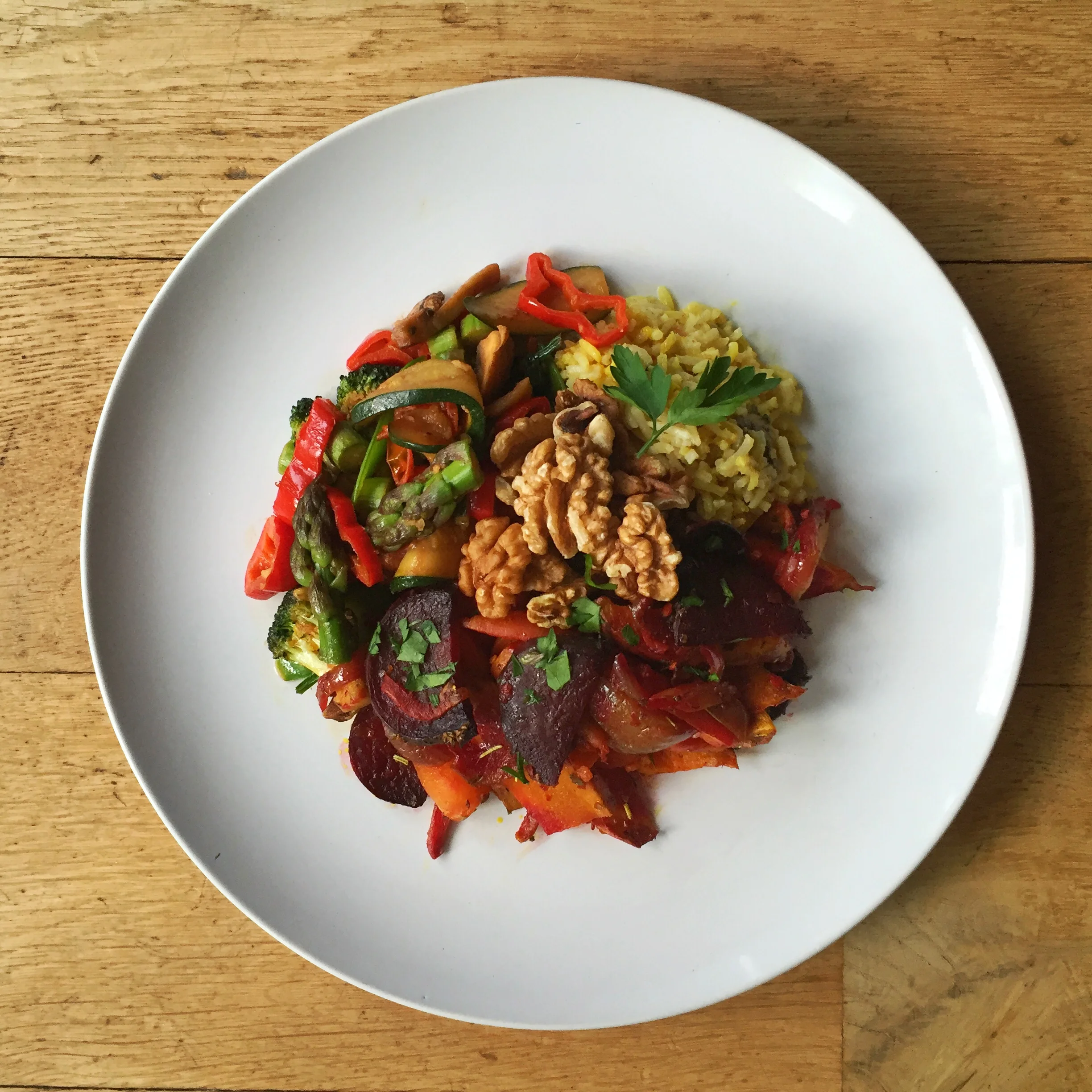 One of my Temple Veggie Bowls fully plant powered, packed with protein and essential carbs (a party in your mouth)...
