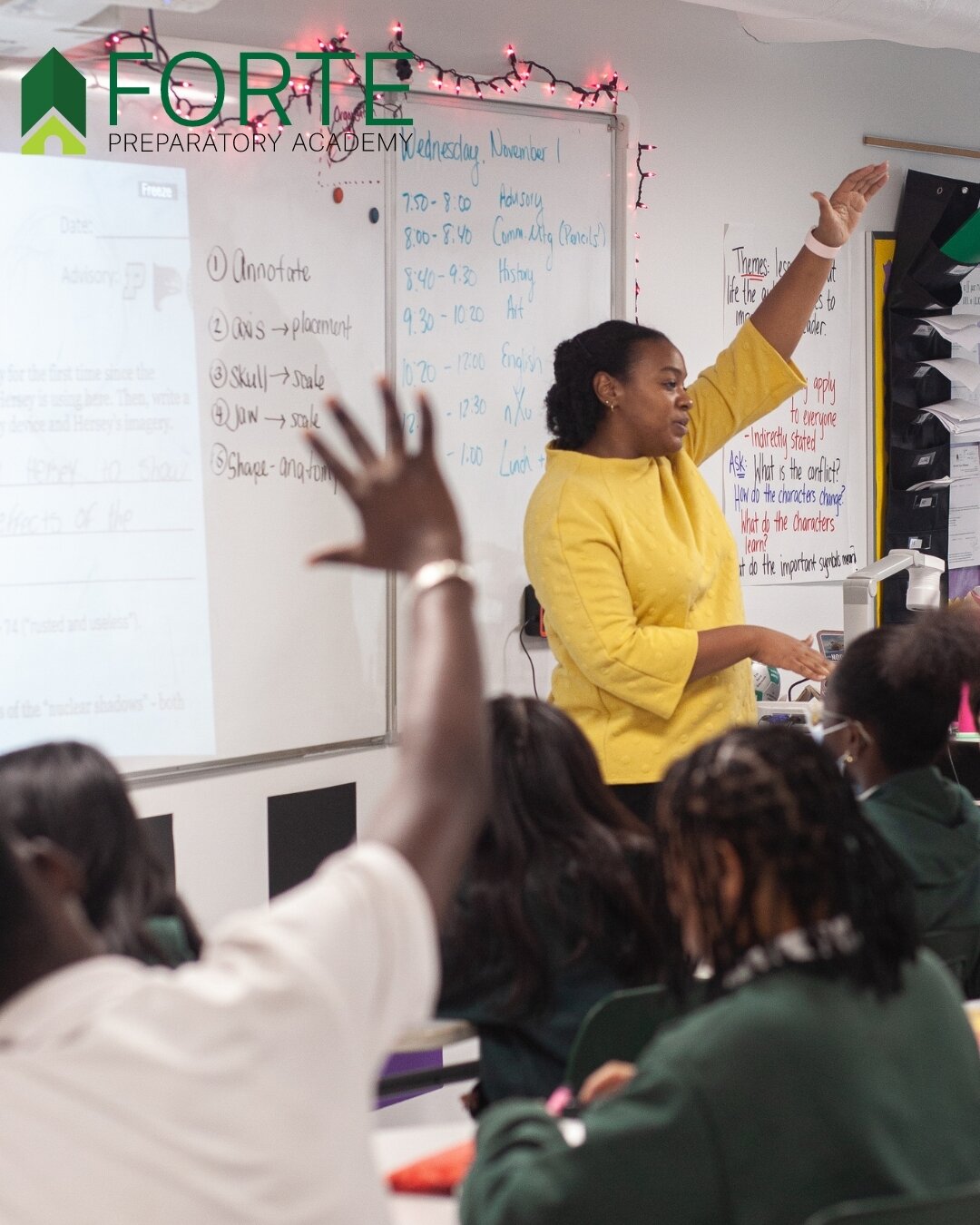 Every day's a stage at Forte Prep, where our teachers like Ms. Baker perform with enthusiasm and expertise! 🎭🍎 #TeachingExcellence #InspireLearning #Forteprep

&iexcl;Cada d&iacute;a es un escenario en Forte Prep, donde nuestros maestros como la Sr