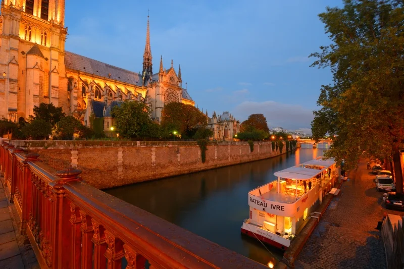 PARIS 2015 8x6 1377.jpg