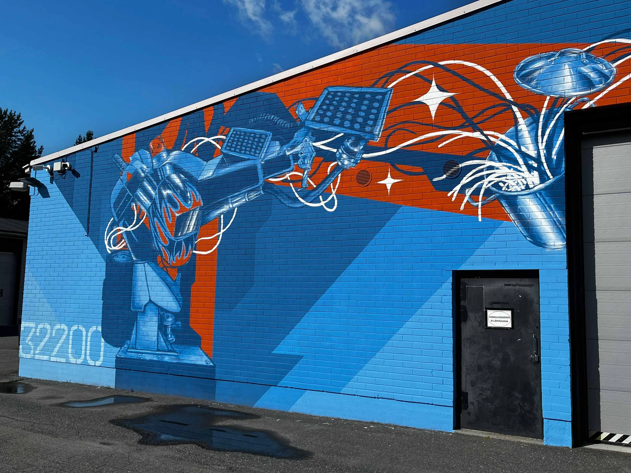   ON  (2025), mural for Novida vocational school, Loimaa. 