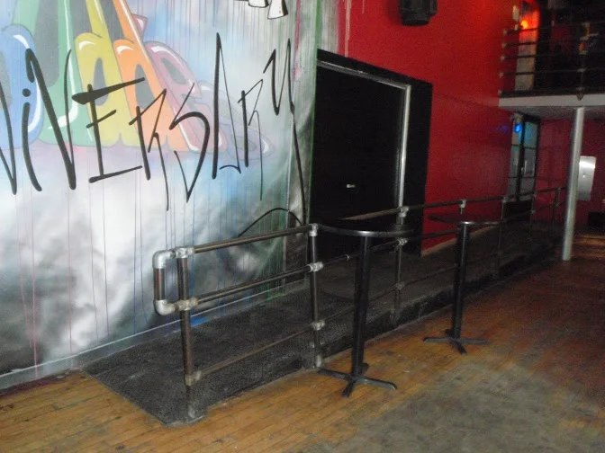 Picture of ramp going into theatre.