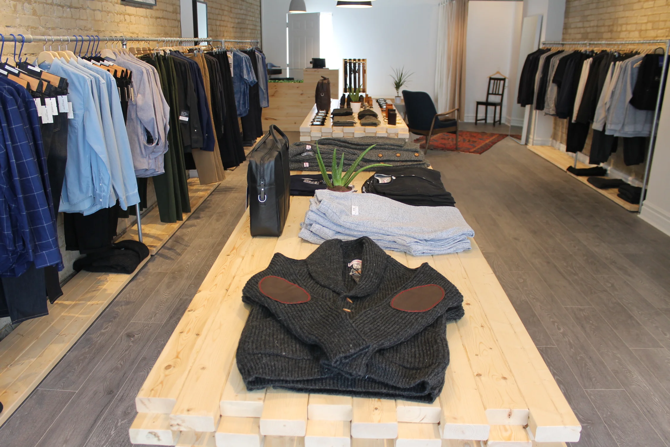 Muddy George: Toronto's newest men's clothing store is accessible!