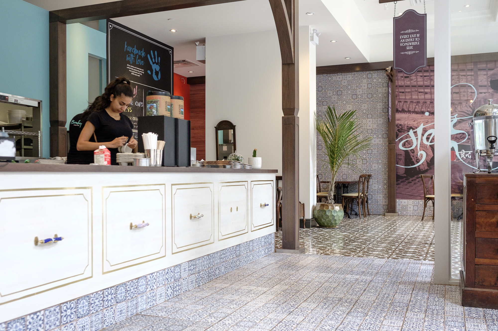 Picture of front counter where you place your order
