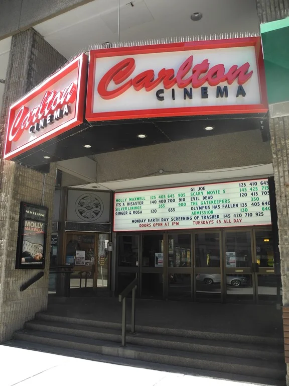 Picture of main entrance of theatre