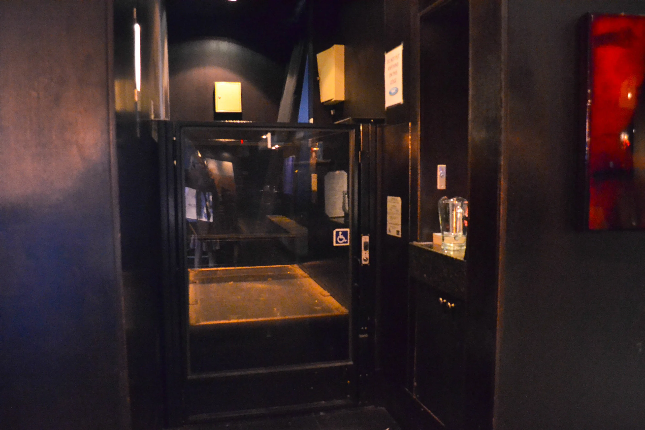 Picture of lift at entrance of the Keg