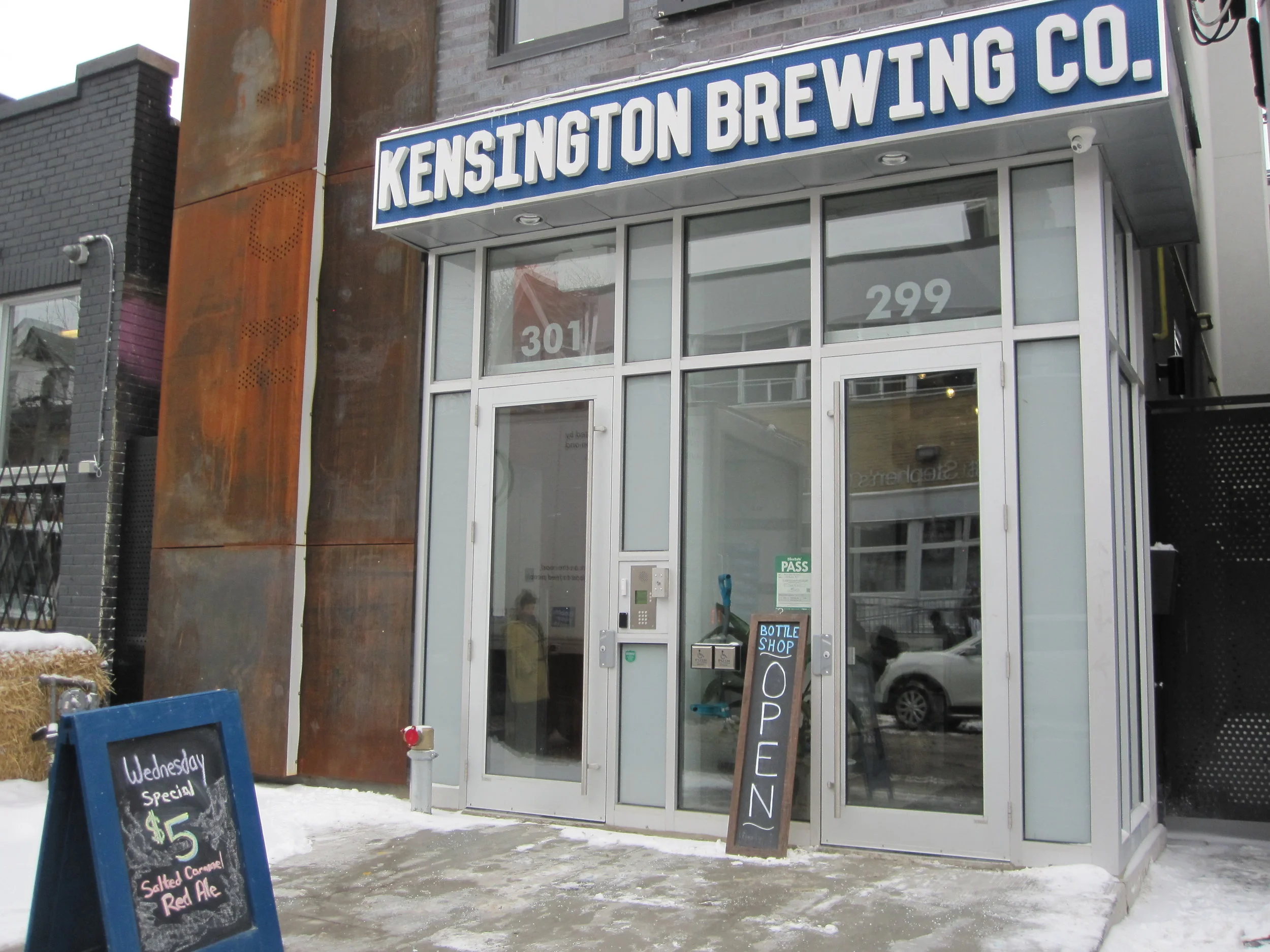 Picture of accessible entrance of the brewery